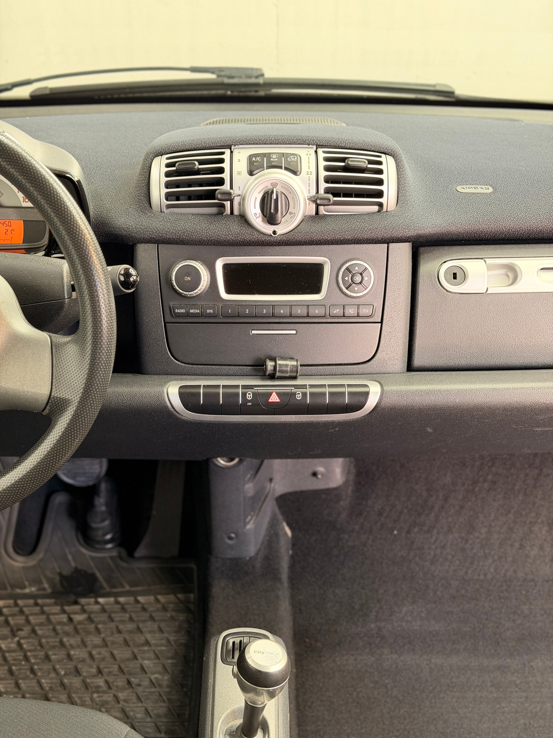 SMART fortwo pure mhd softouch-image-7