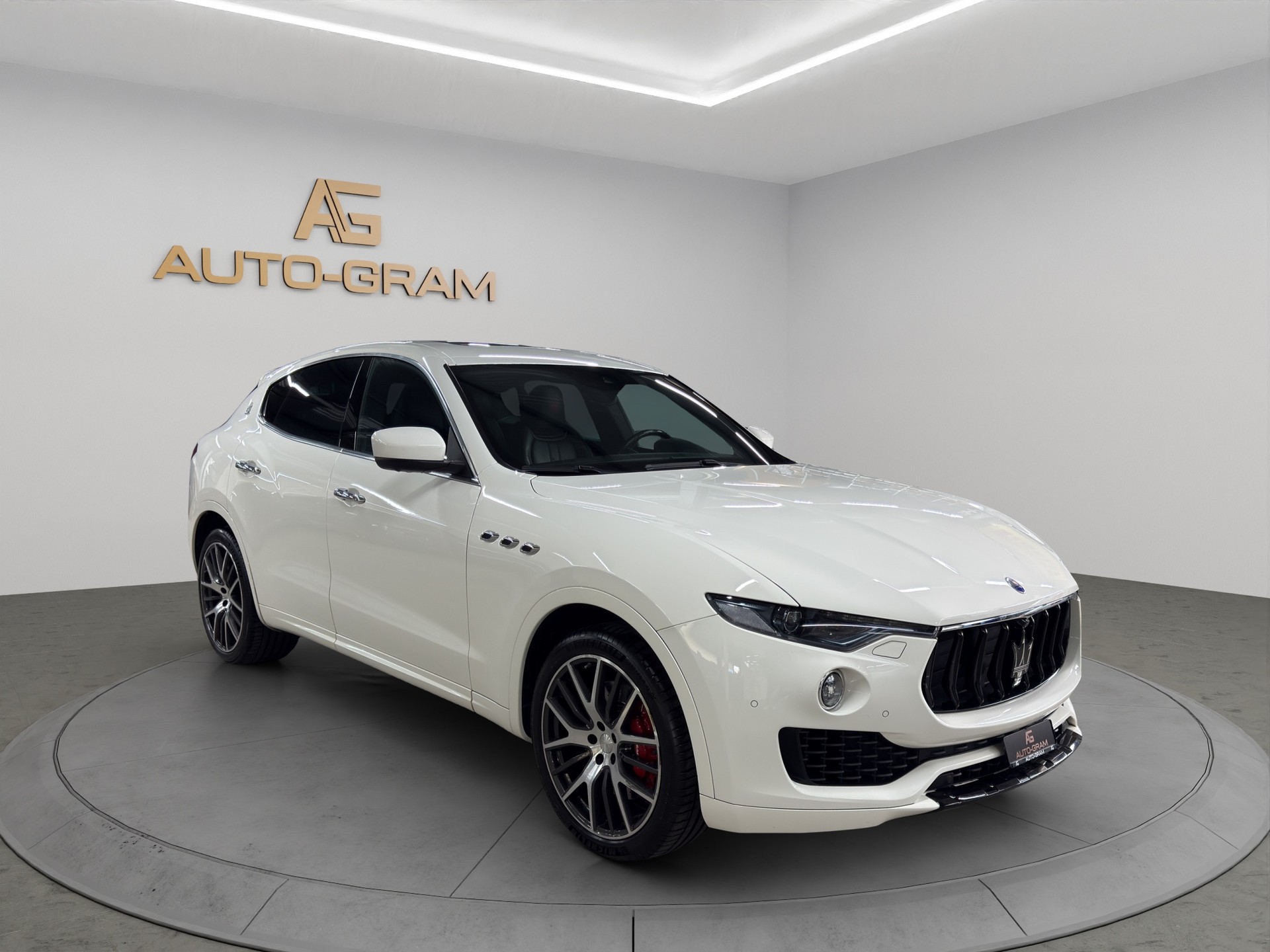 MASERATI Levante S 3.0 V6 Automatica-image-6