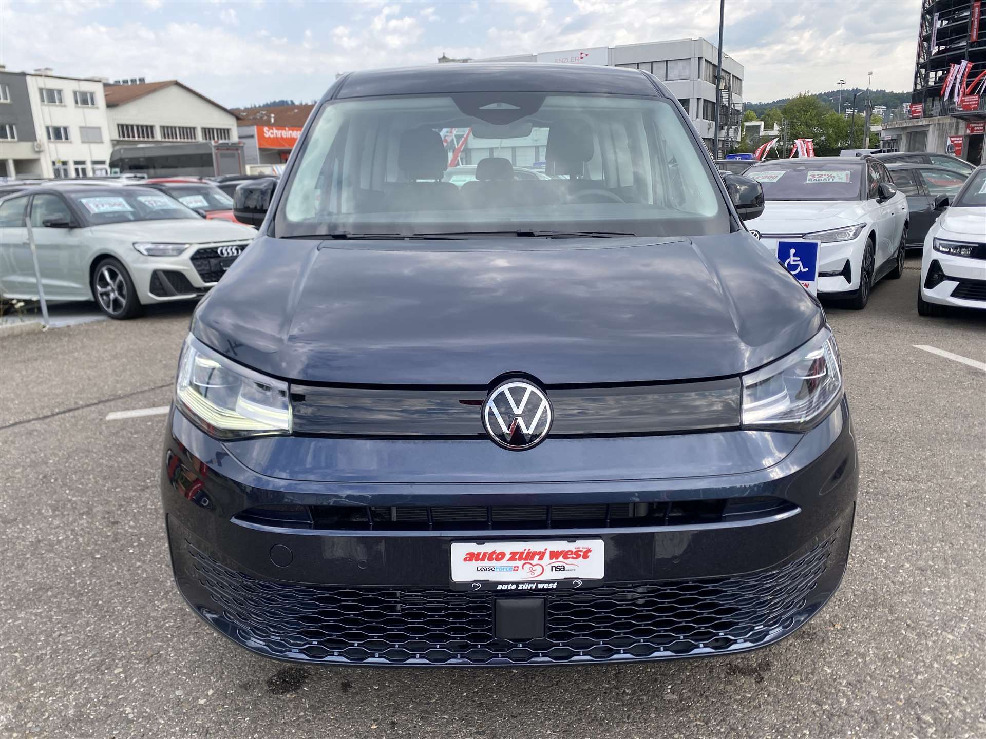 VW Caddy 2.0 TDi Origin DSG-Automat-image-13