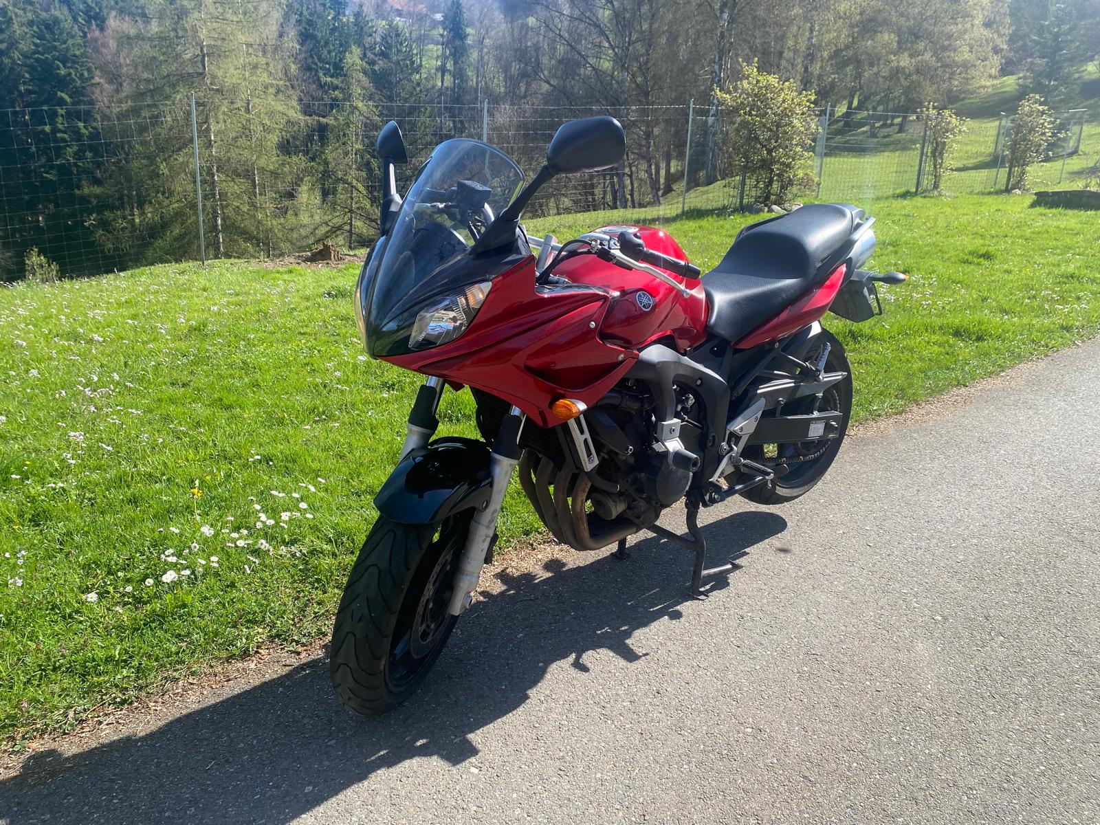 YAMAHA Fazer-image-0