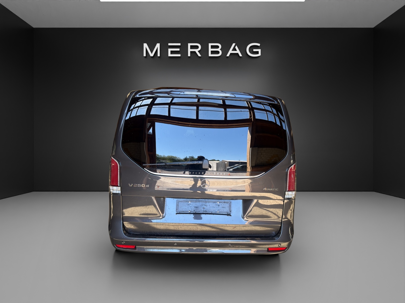 MERCEDES-BENZ V 250 d lang Avantgarde 4Matic G-Tronic-image-4