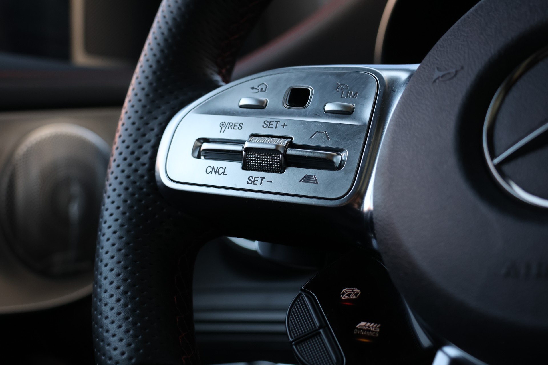 MERCEDES-BENZ GLC 43 AMG 4Matic 9G-Tronic (CH)-image-17