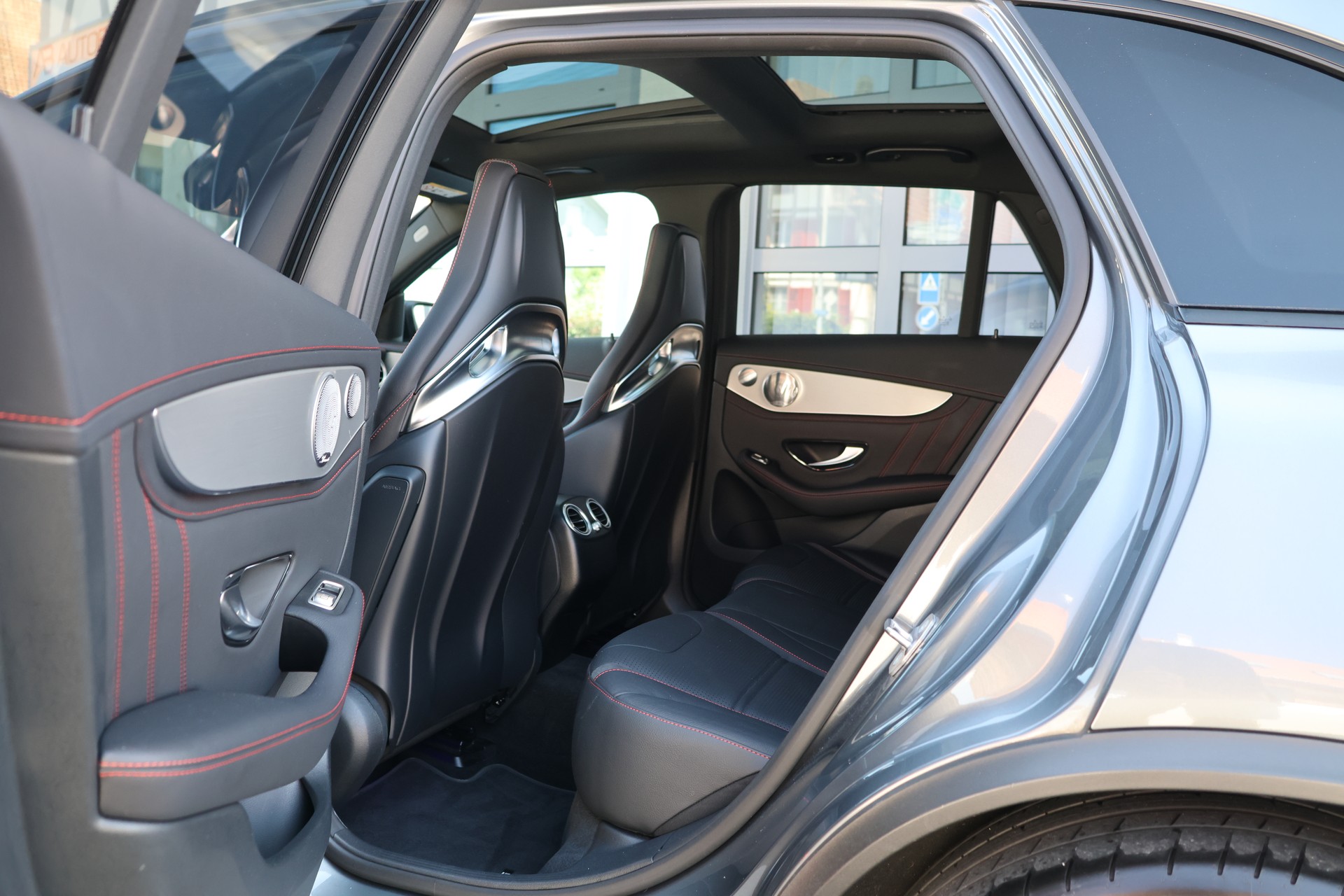 MERCEDES-BENZ GLC 43 AMG 4Matic 9G-Tronic (CH)-image-12