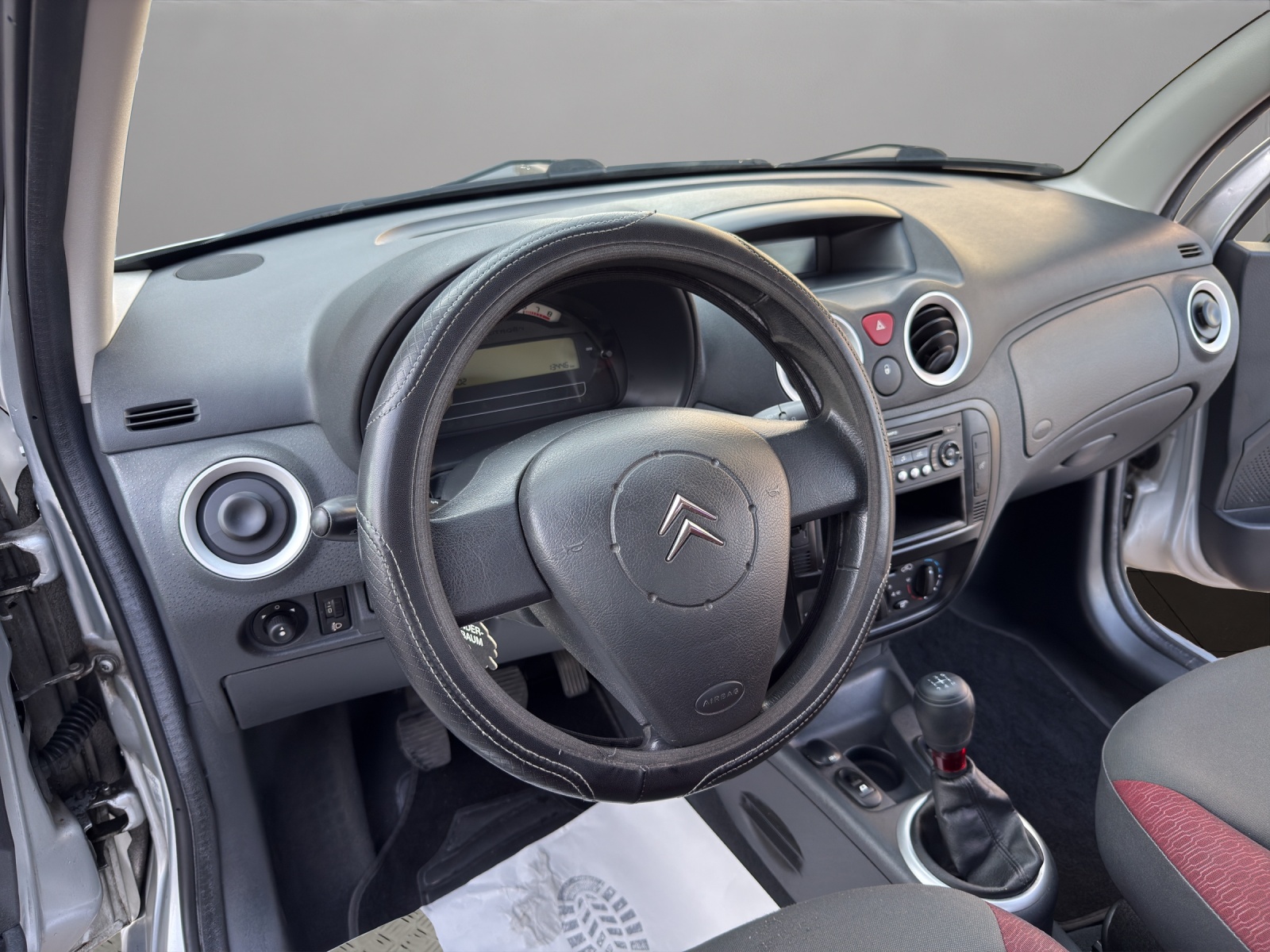 CITROEN C3 1.1i Furio-image-9