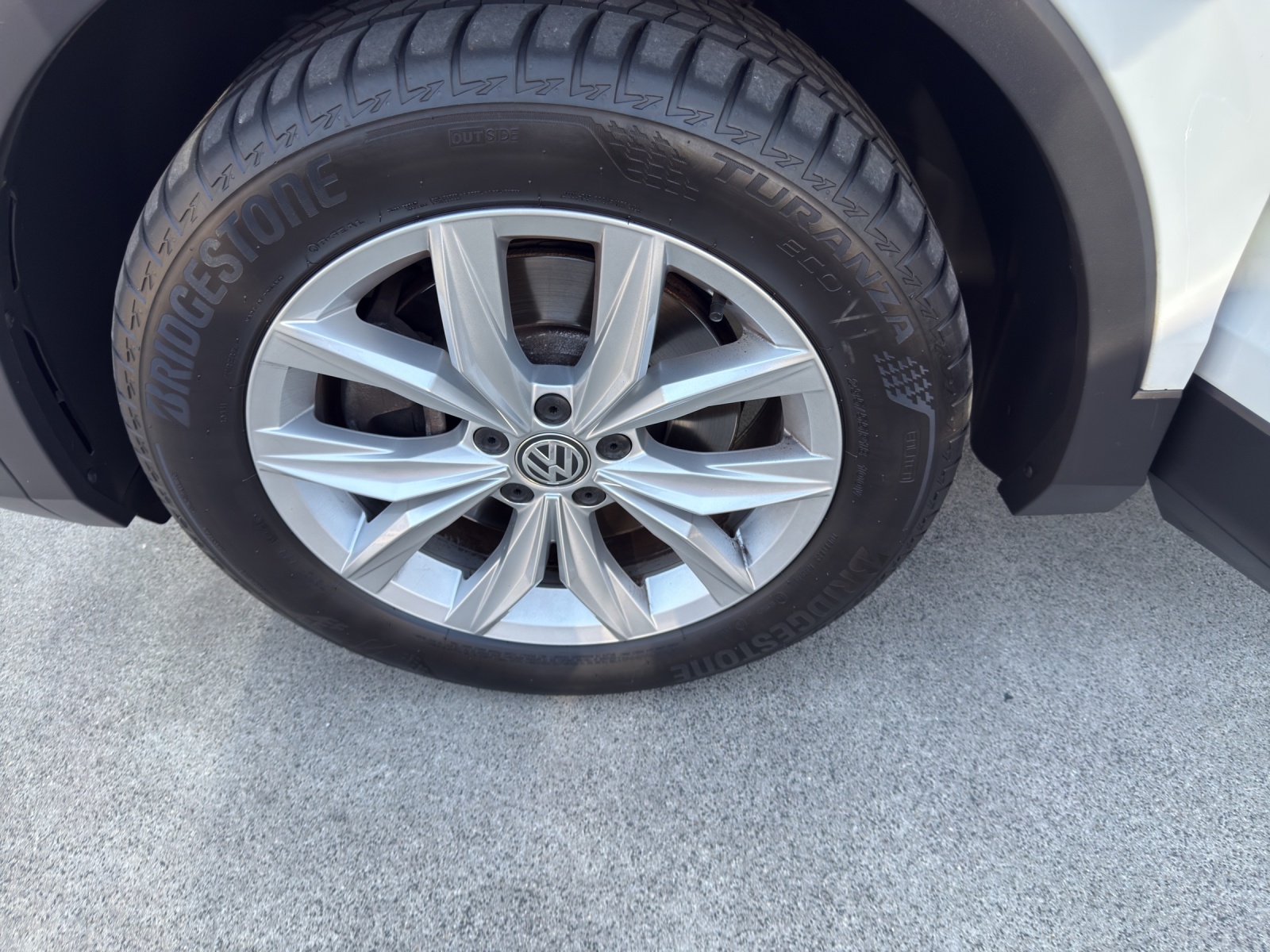 VW Tiguan 2.0 TDI SCR Highline 4Motion DSG-image-15