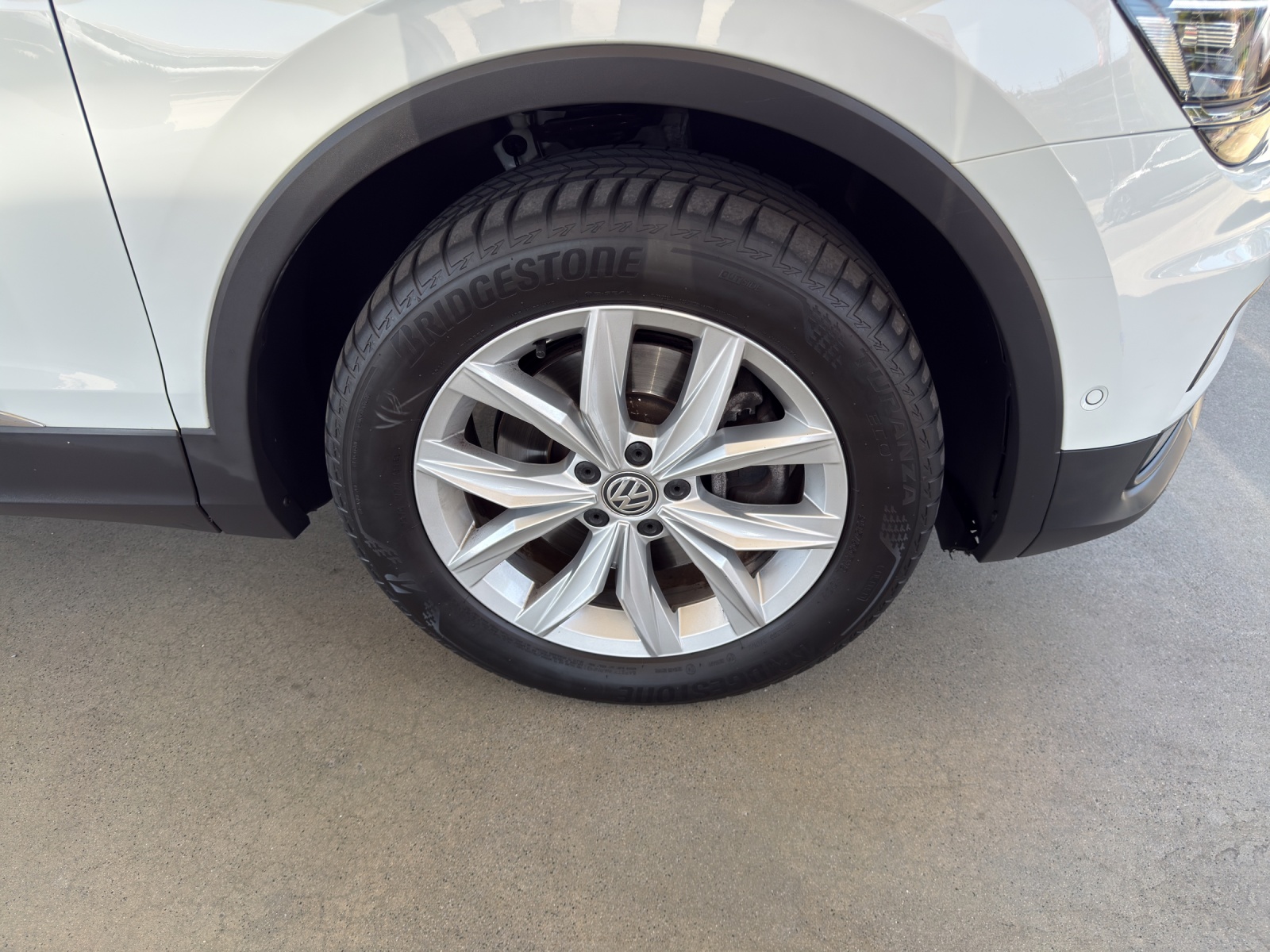 VW Tiguan 2.0 TDI SCR Highline 4Motion DSG-image-17