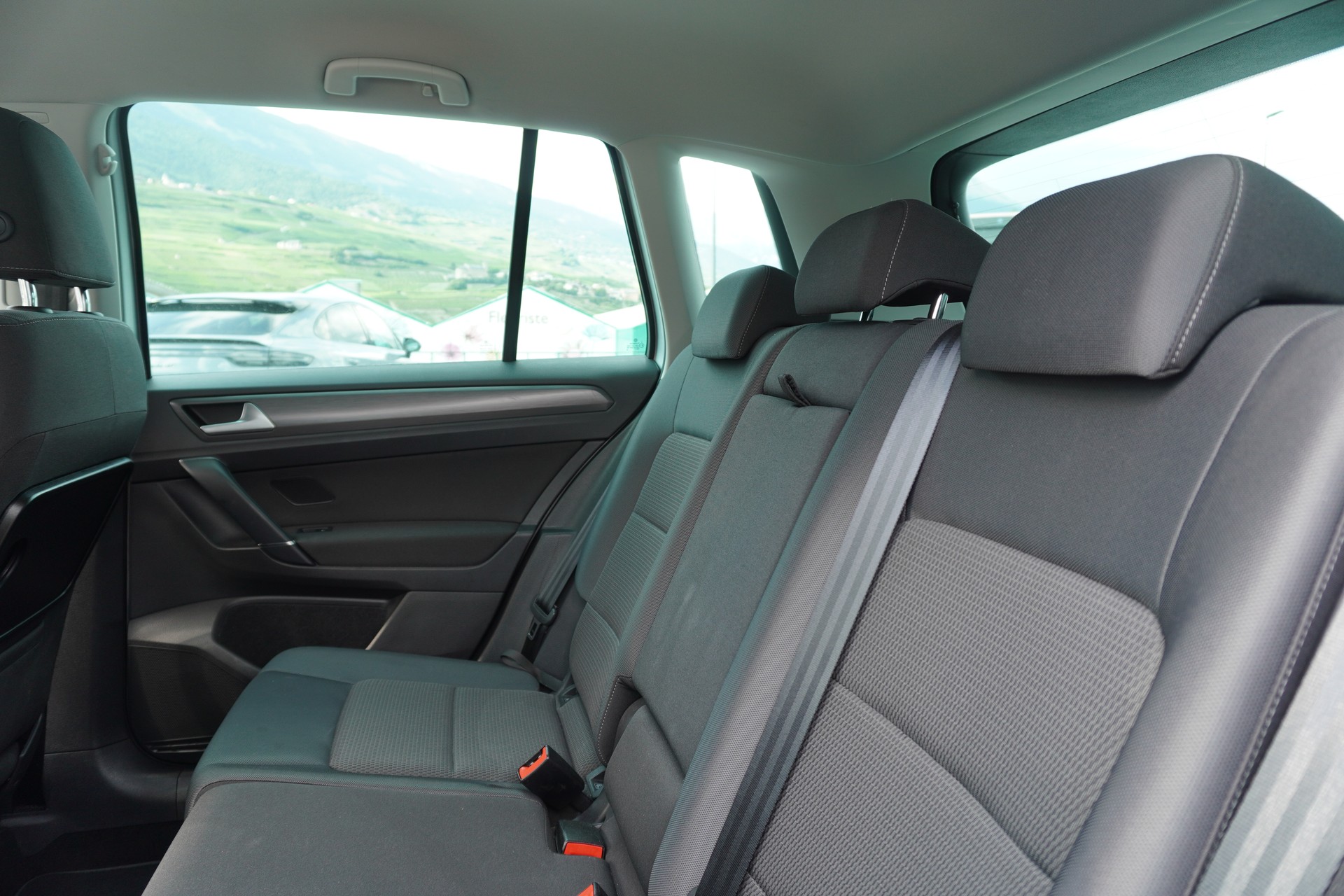 VW Golf Sportsvan 1.5 TSI EVO Comfortline DSG-image-14