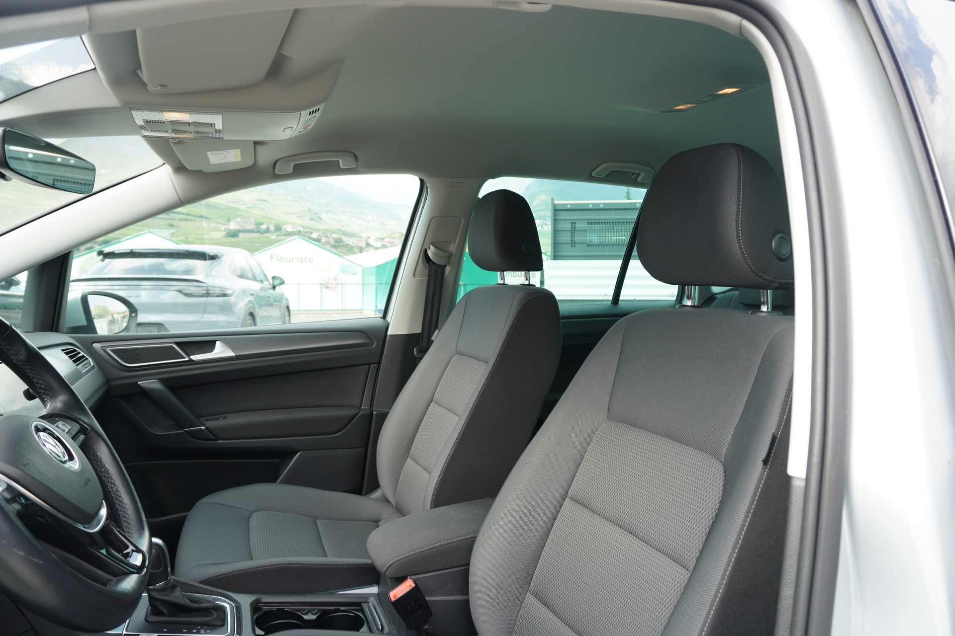 VW Golf Sportsvan 1.5 TSI EVO Comfortline DSG-image-5