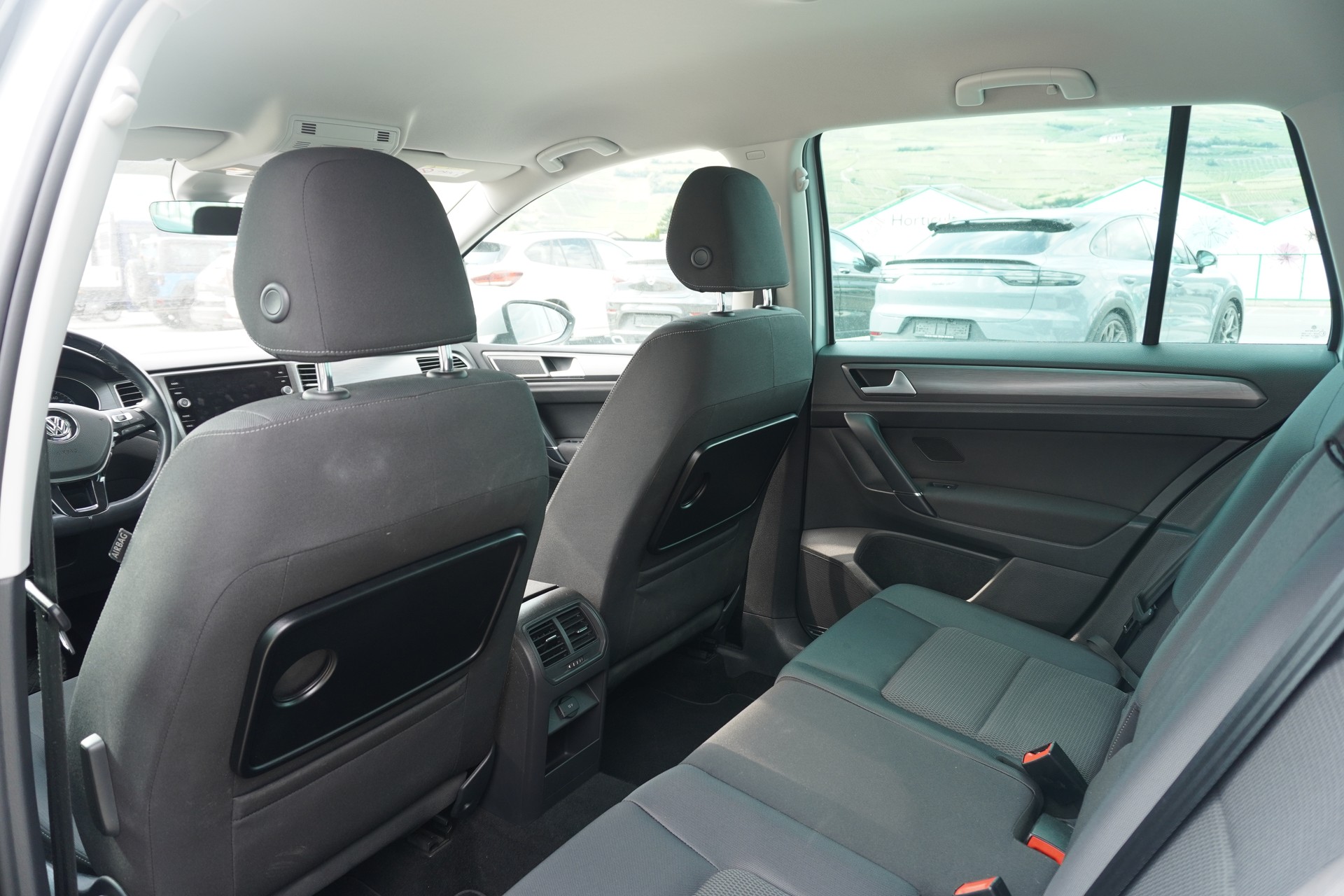 VW Golf Sportsvan 1.5 TSI EVO Comfortline DSG-image-13