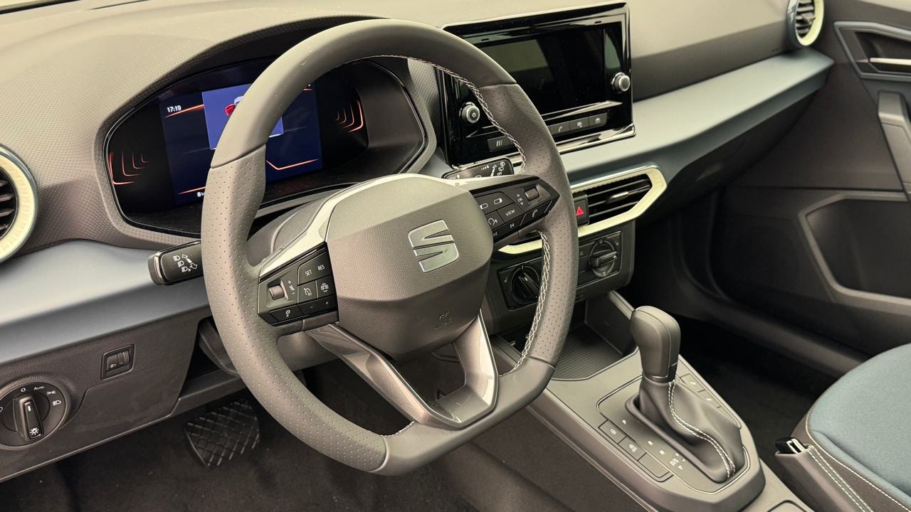 SEAT Arona 1.5 Eco TSI FR DSG-image-6
