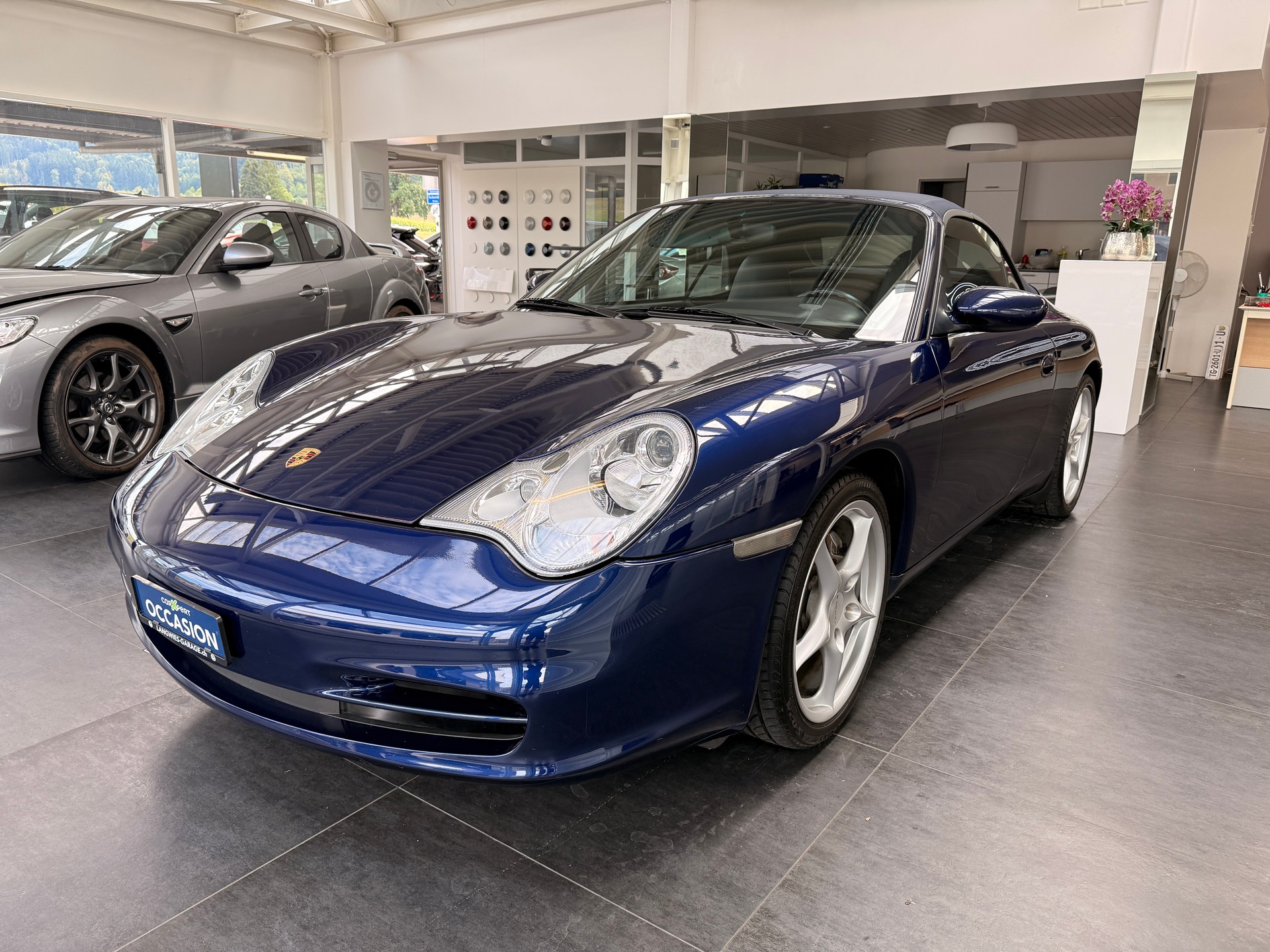 PORSCHE 911 Carrera 4 Cabrio