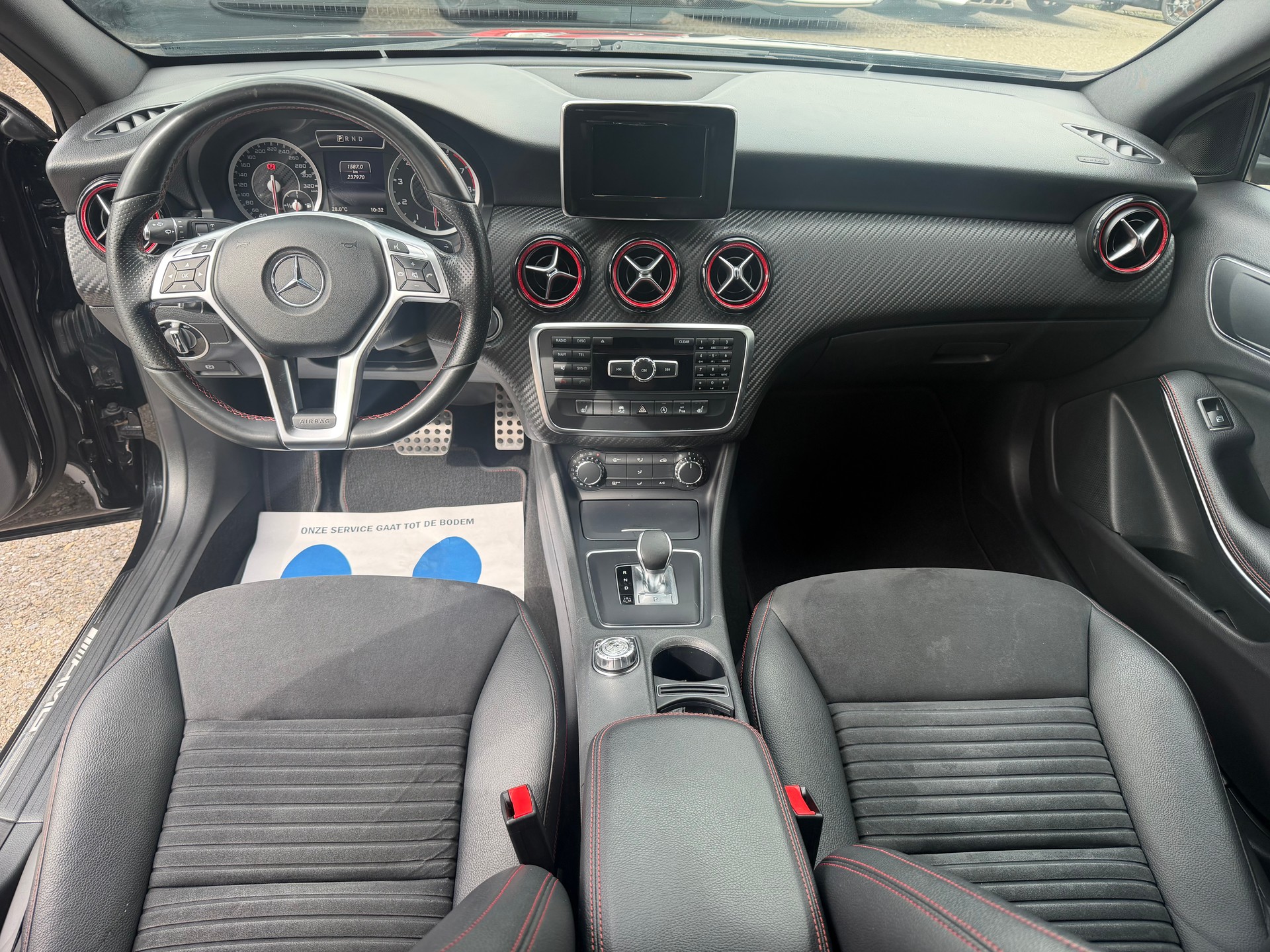 MERCEDES-BENZ A 45 AMG 4Matic Speedshift 7G-DCT-image-8