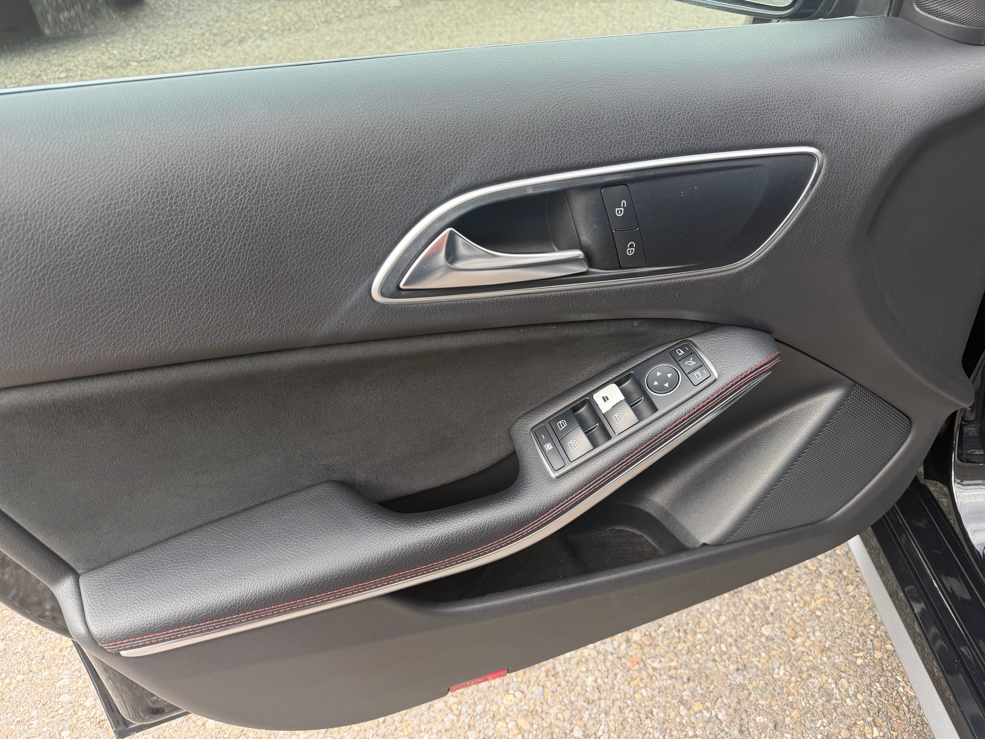 MERCEDES-BENZ A 45 AMG 4Matic Speedshift 7G-DCT-image-5