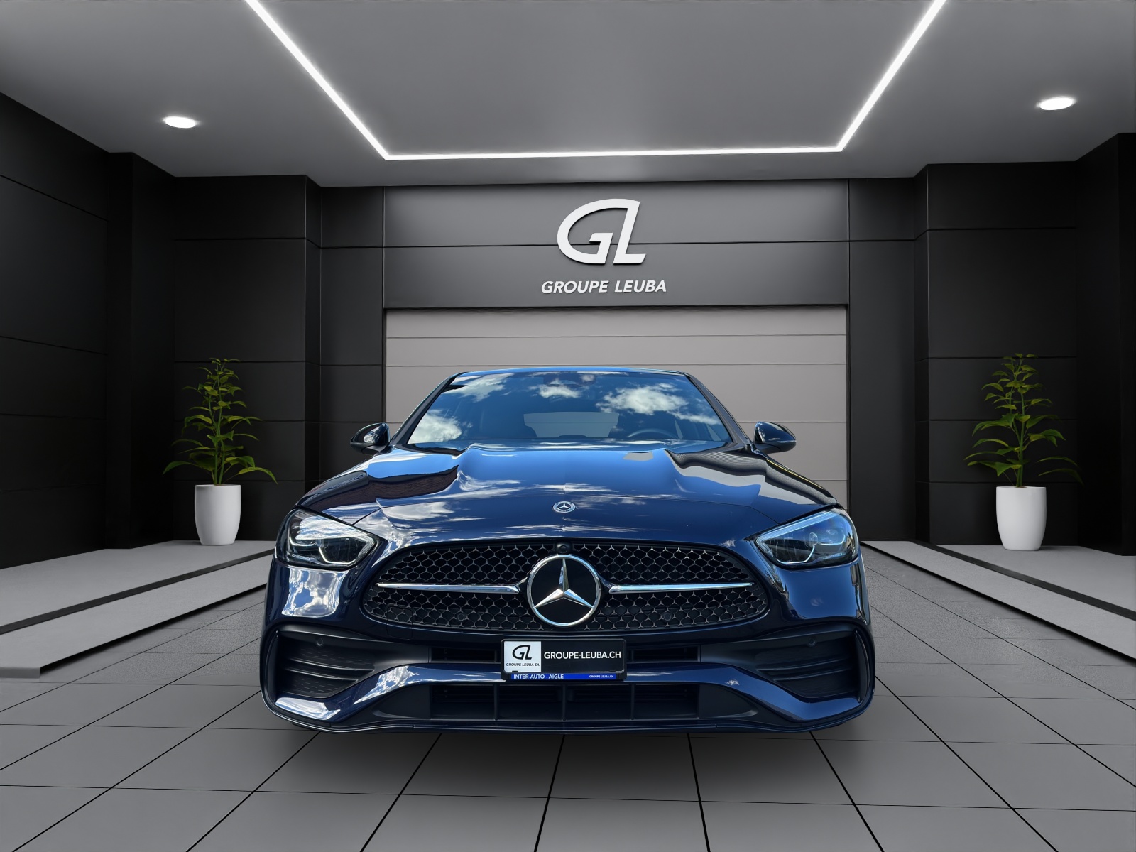 MERCEDES-BENZ C 300 AMG Line-showroom-element-1