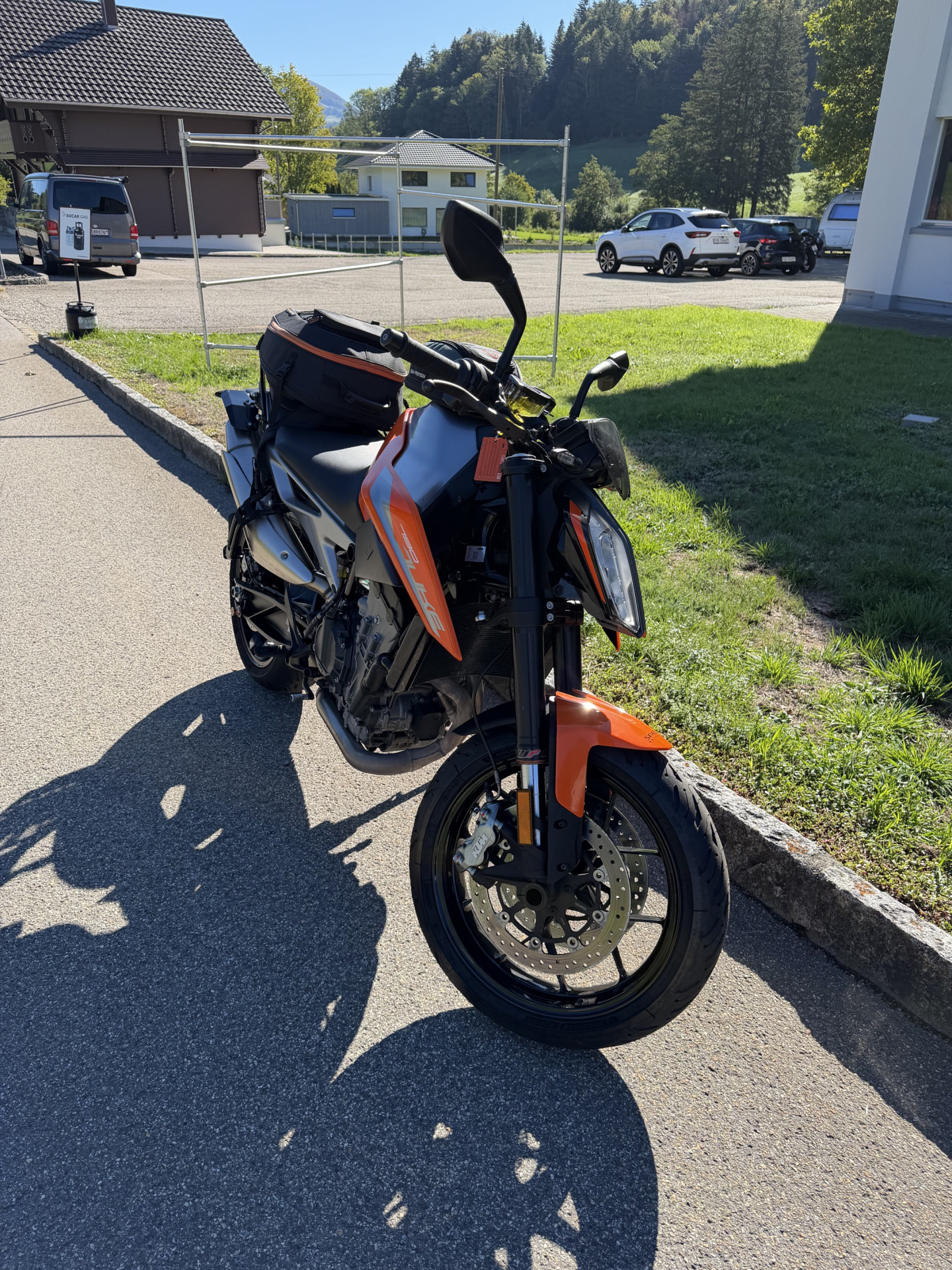 KTM 790 Duke-image-2