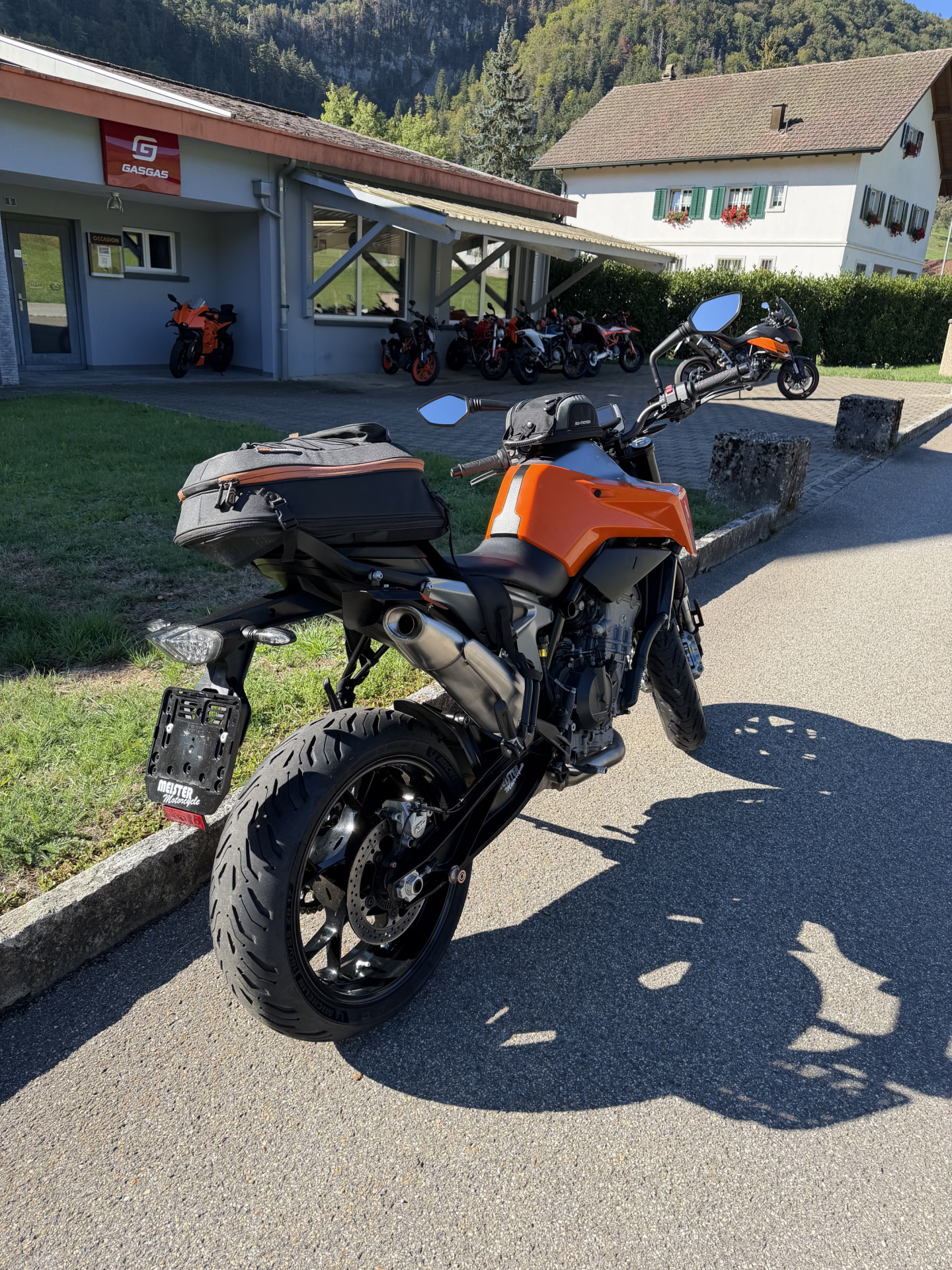 KTM 790 Duke-image-3