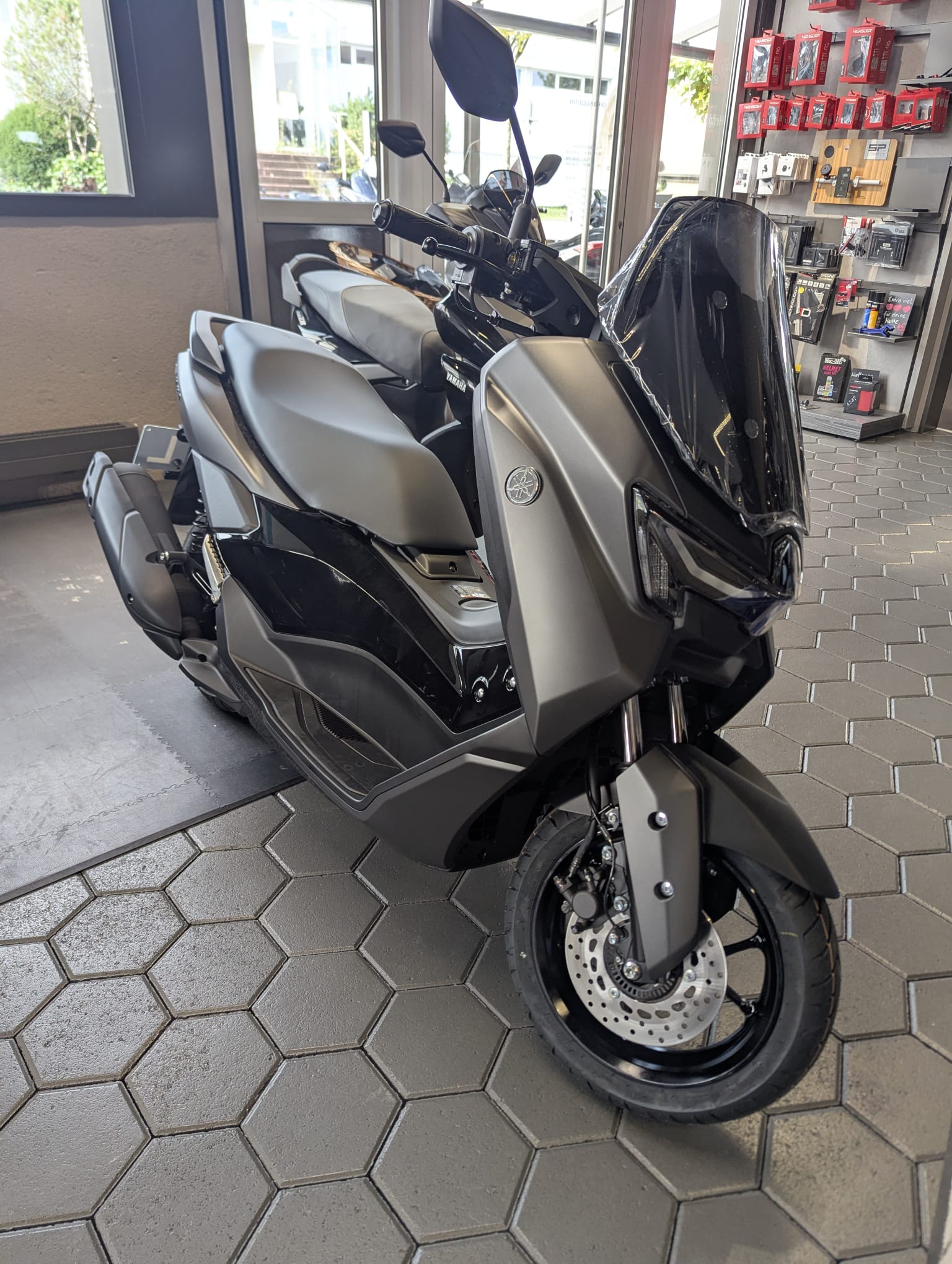 YAMAHA N-Max 125 2026er Modell-image-0