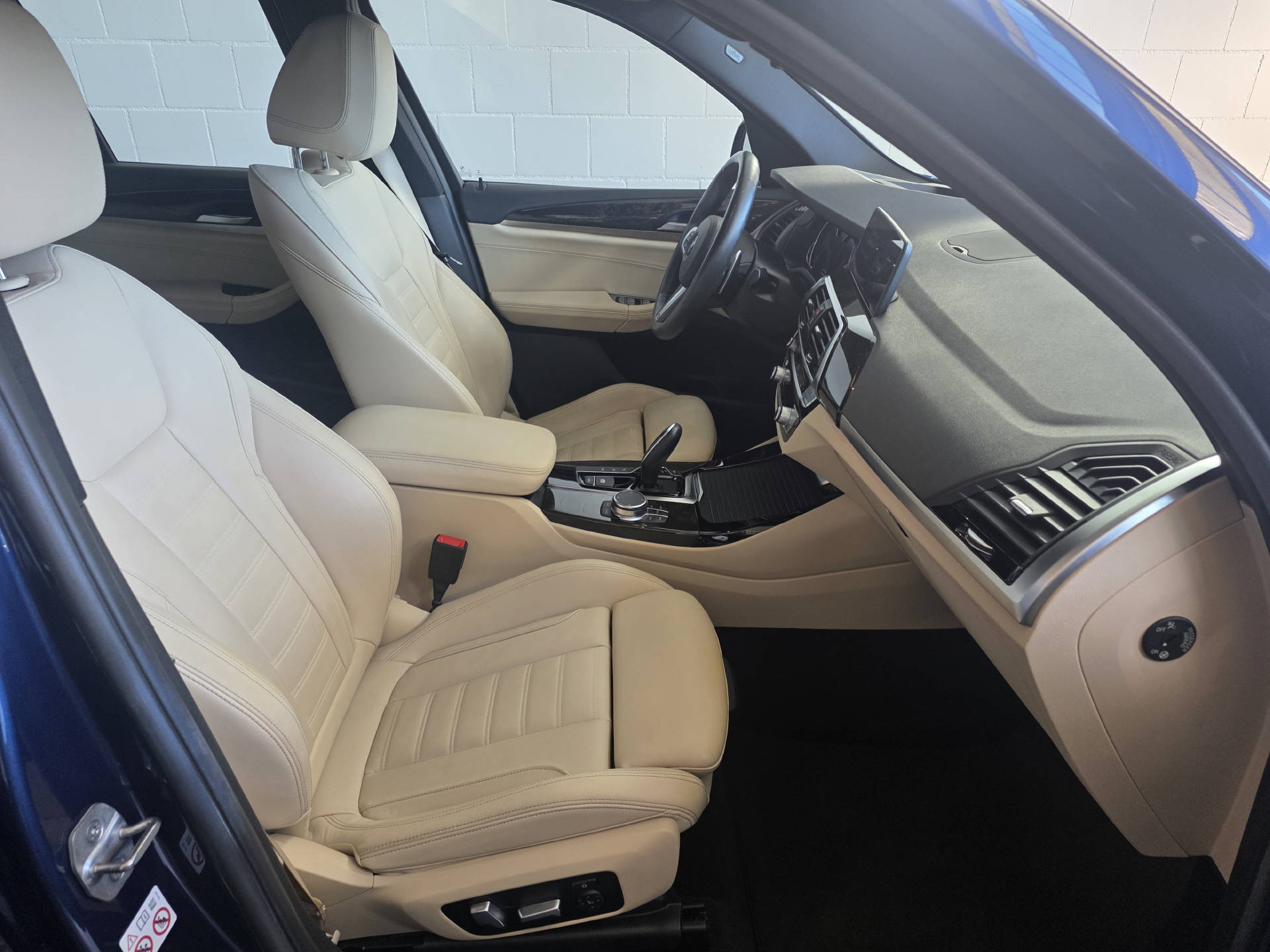 BMW X3 30d xDrive SAG-image-18