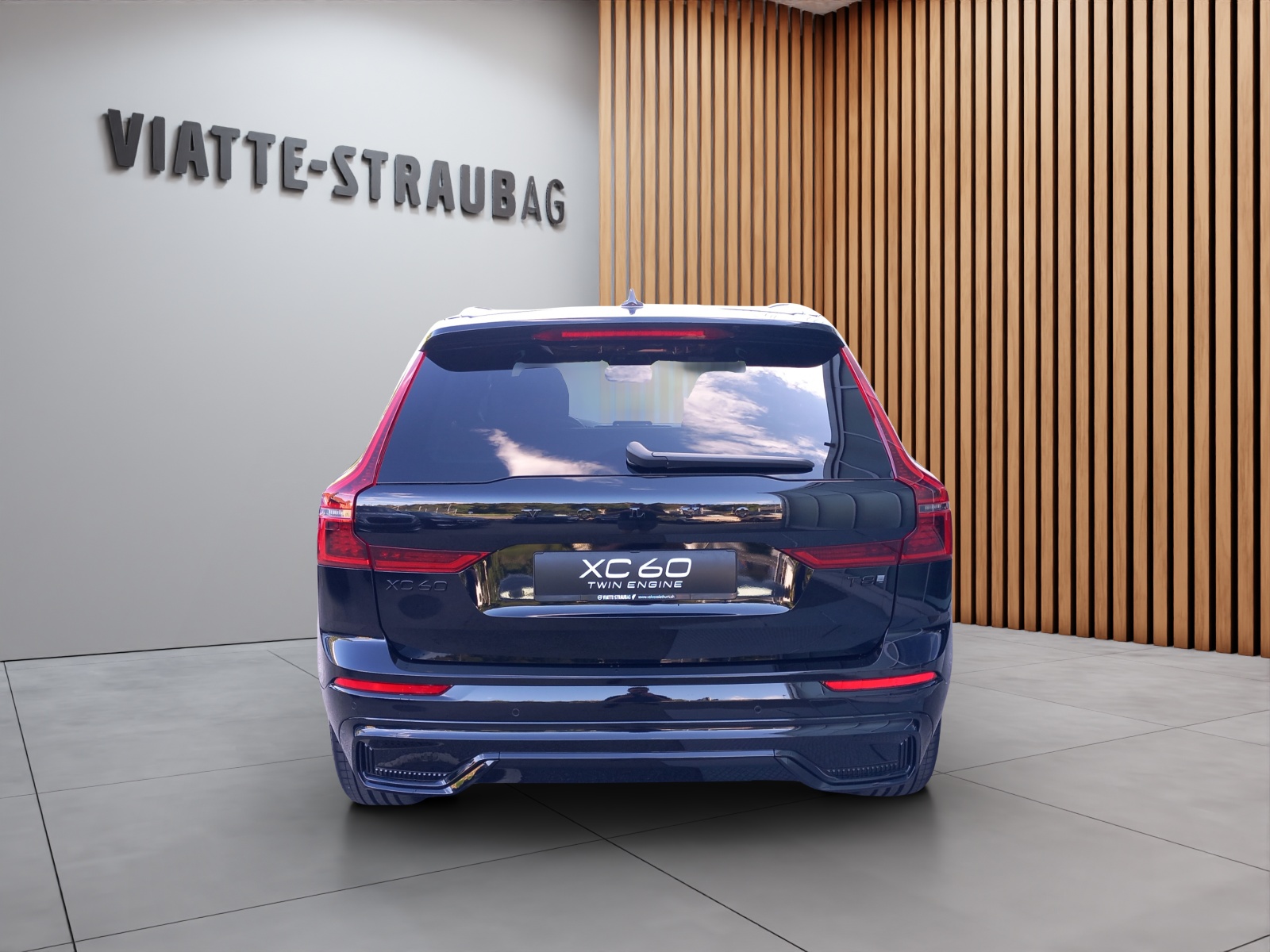 VOLVO XC60 2.0 T8 TE Black Edition eAWD-showroom-element-3