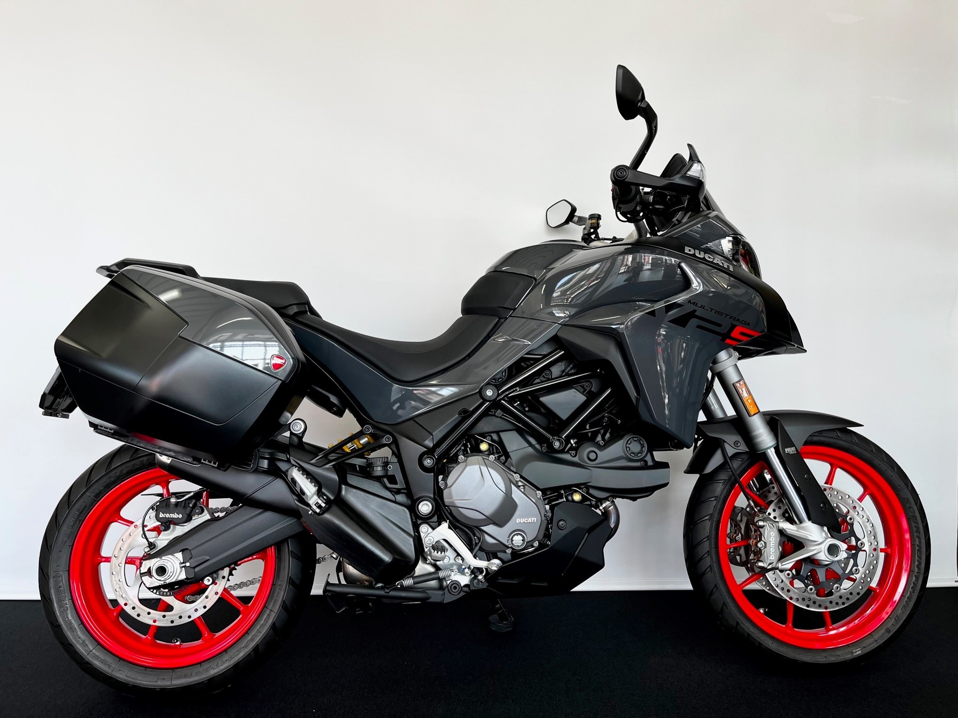 DUCATI Multistrada V2 S Touring-image-0