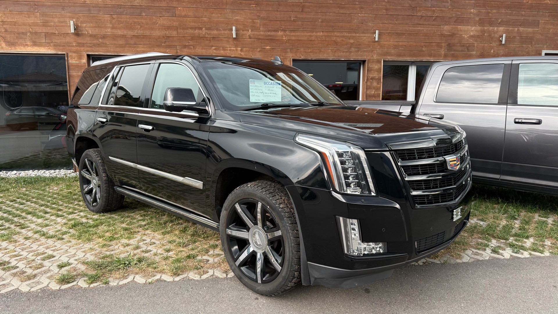 CADILLAC ESCALADE P Black USA version