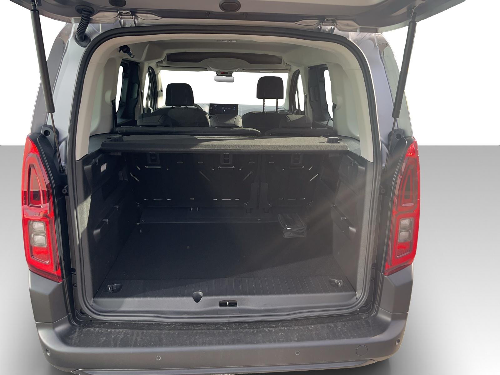 TOYOTA Proace City Verso L1 1.2 110 Comfort-image-12