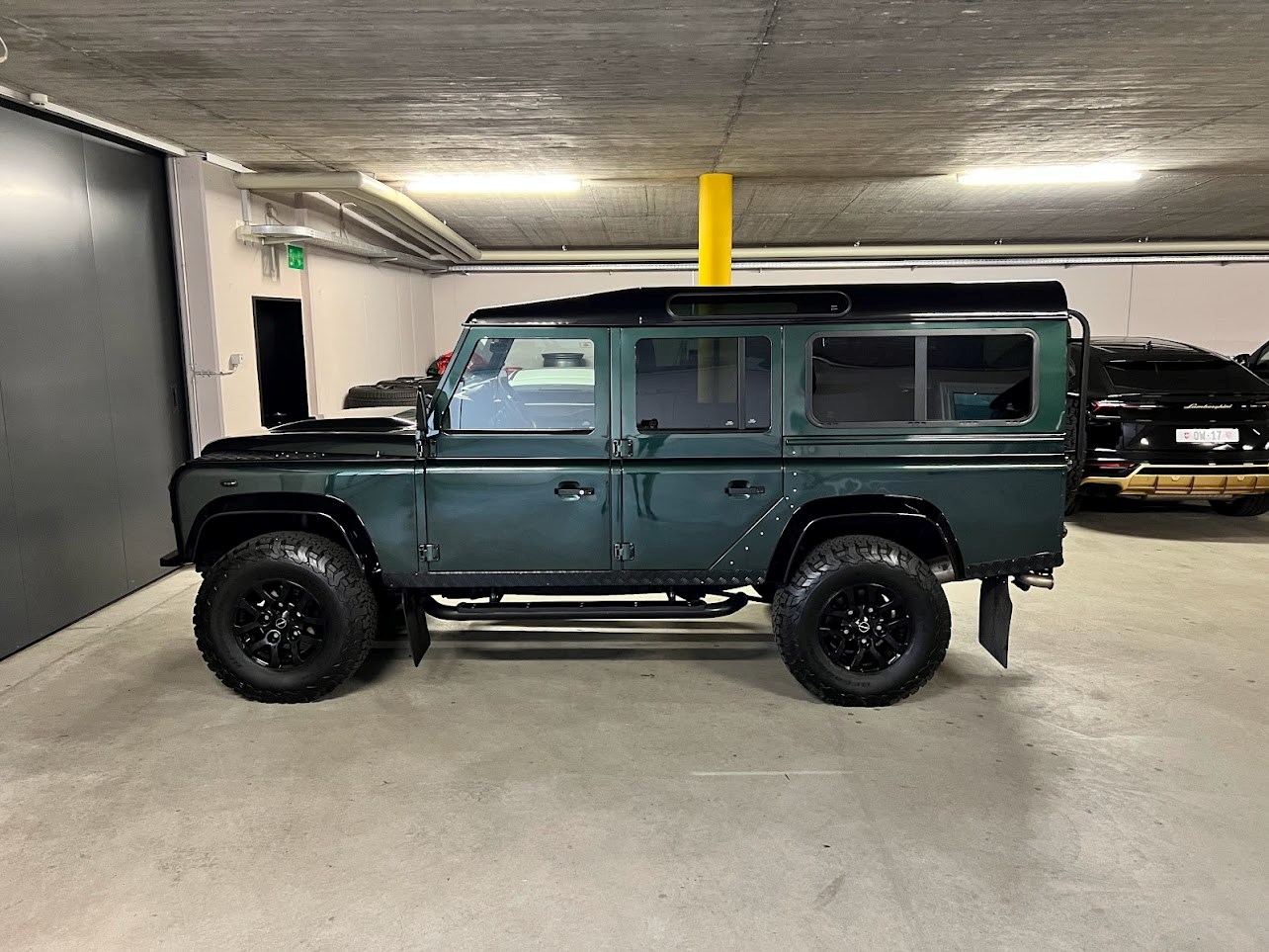 LAND ROVER Defender 110 SW 2.4Tdc-image-4