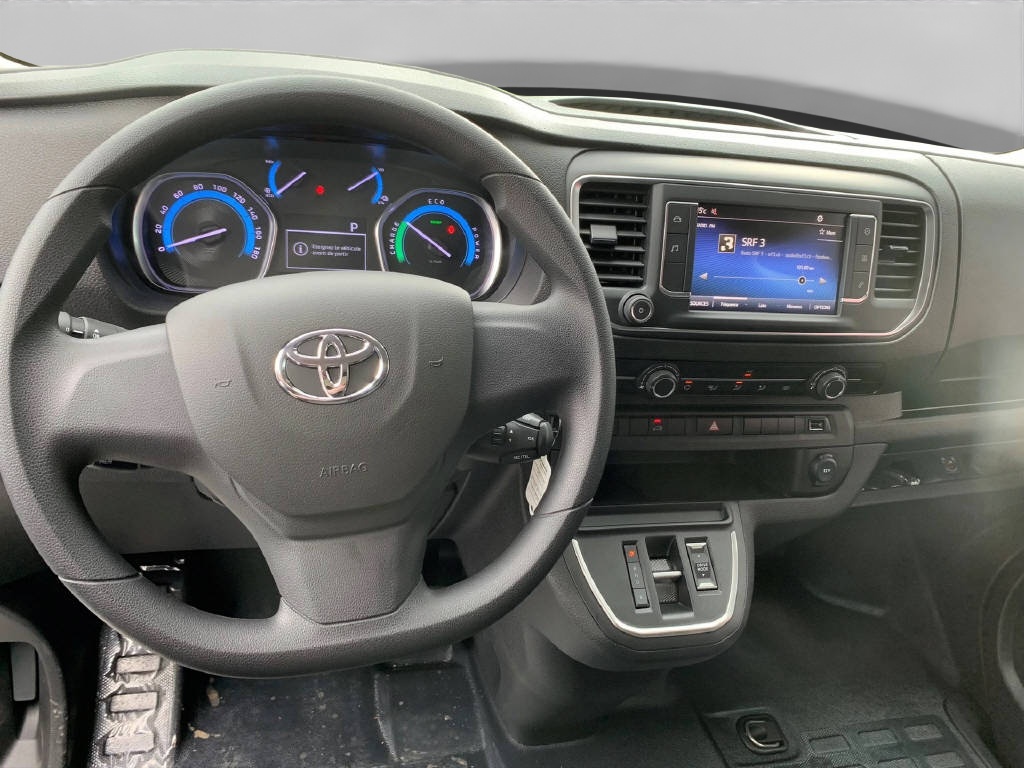 TOYOTA PROACE Van L1 75KWh Active-image-5