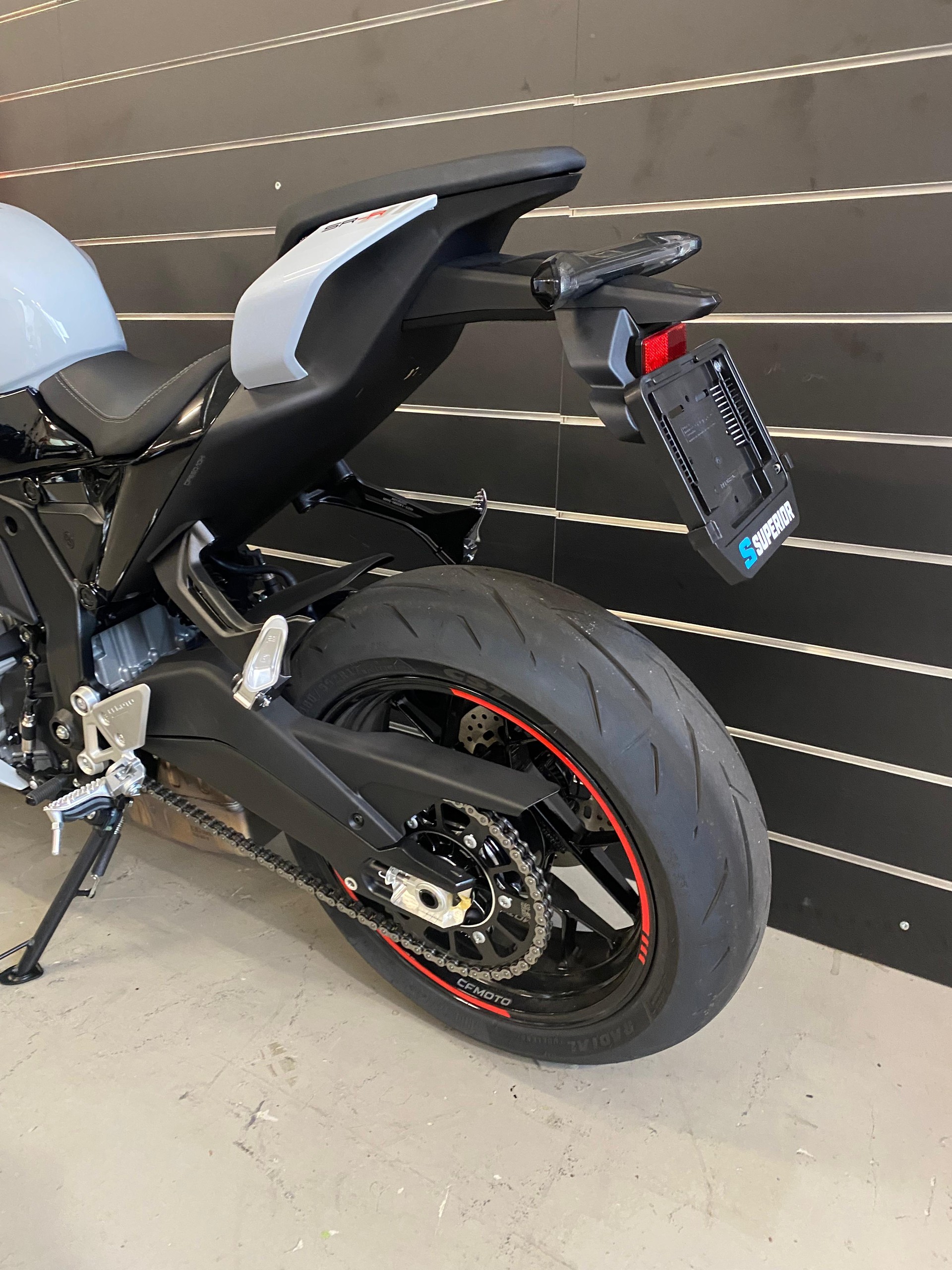 CF MOTO 675SR-R-image-6