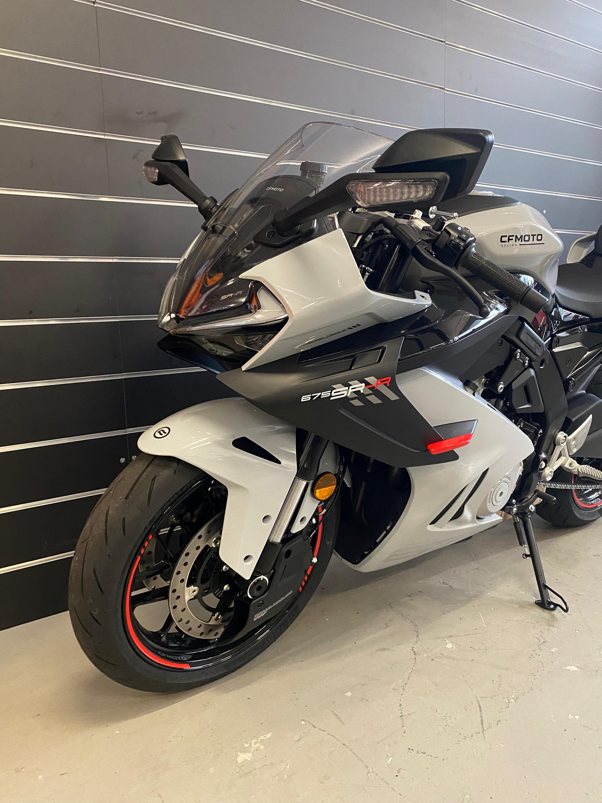CF MOTO 675SR-R-image-5