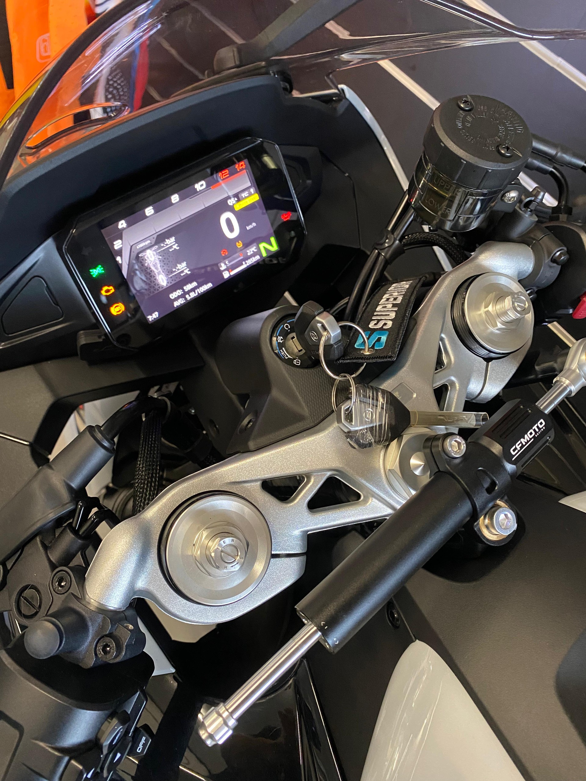CF MOTO 675SR-R-image-4
