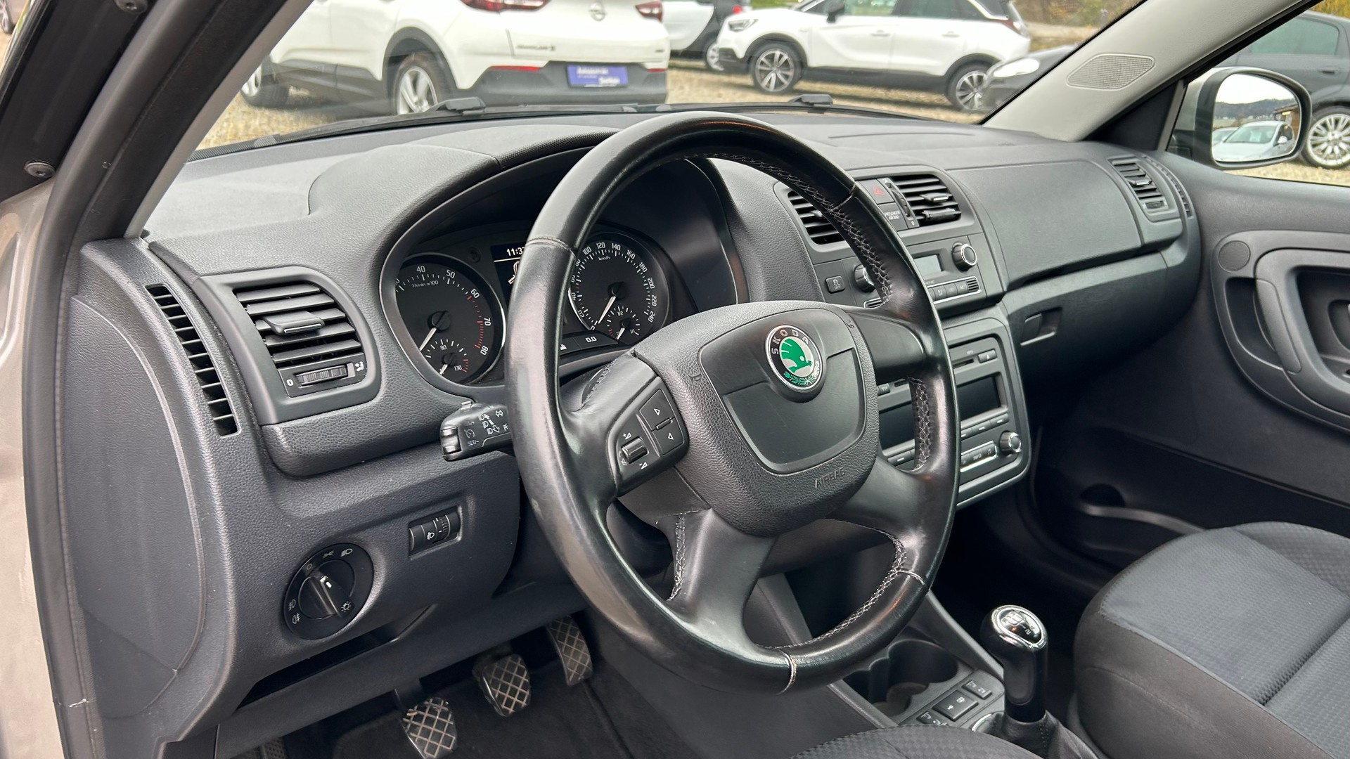 SKODA Fabia 1.2 TSI Elegance-showroom-element-2