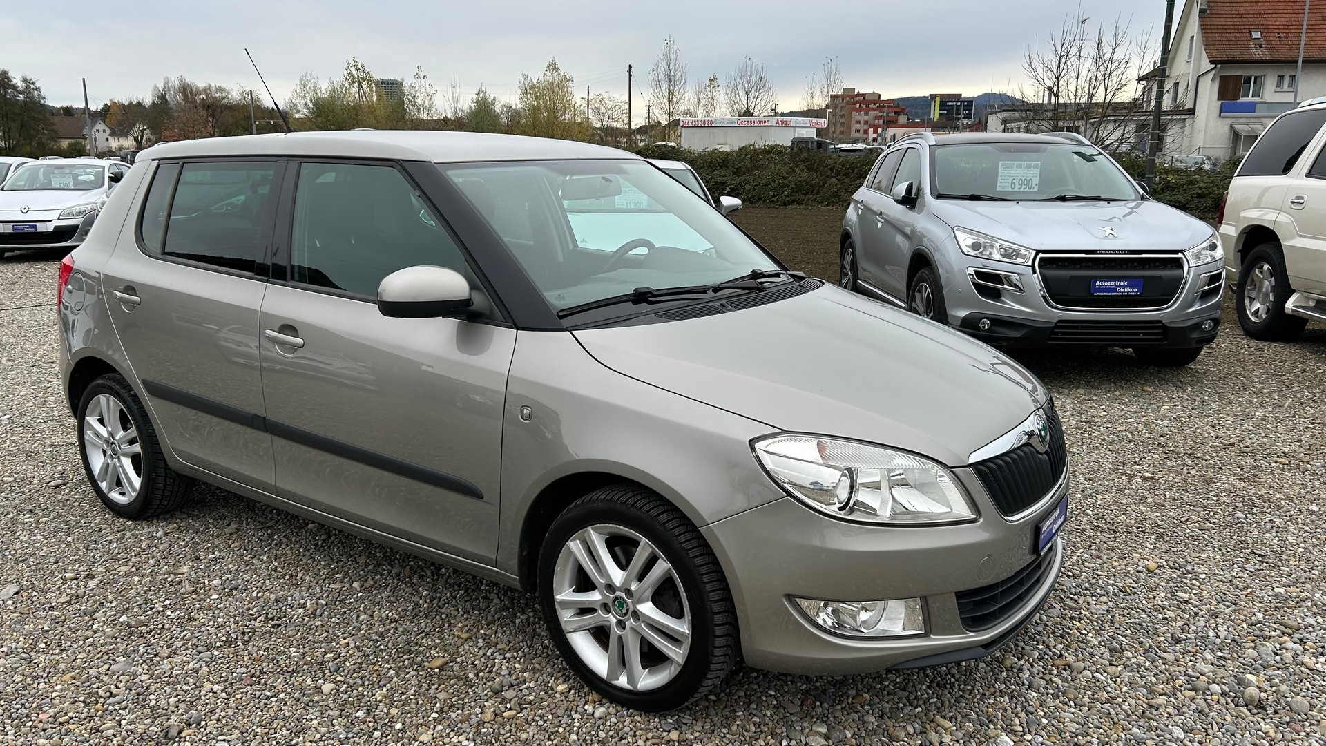 SKODA Fabia 1.2 TSI Elegance-image-14