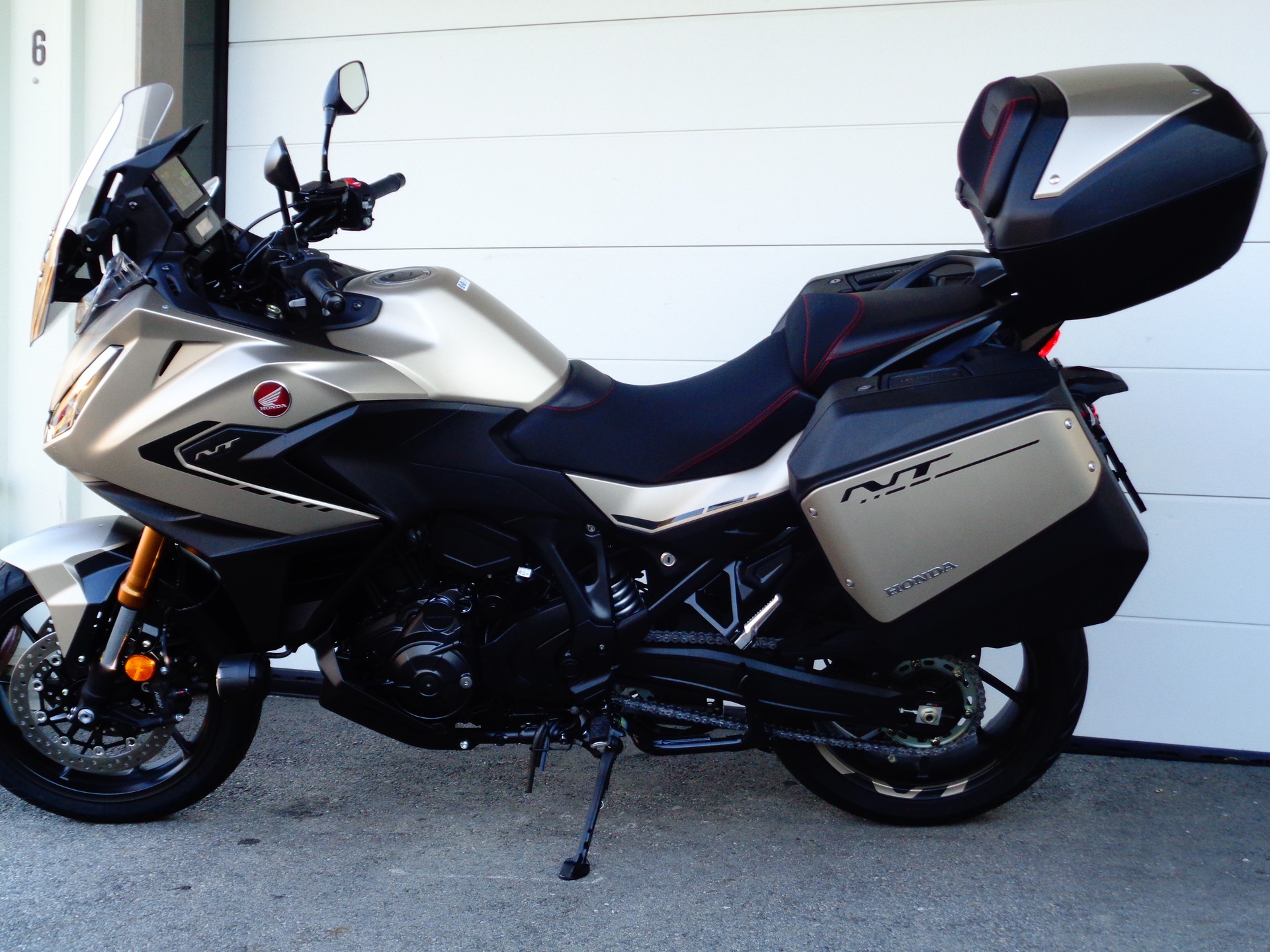 HONDA NT 1100 DCT DE Elektronic Suspension-image-5