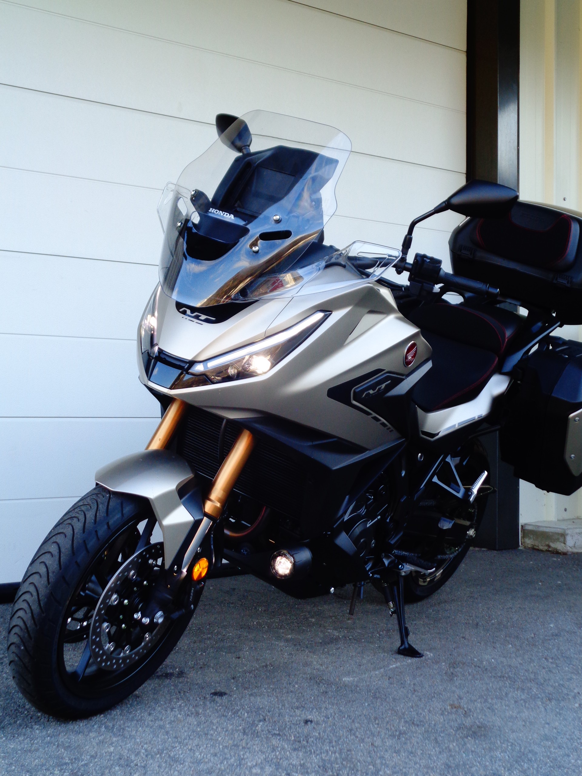 HONDA NT 1100 DCT DE Elektronic Suspension-image-3