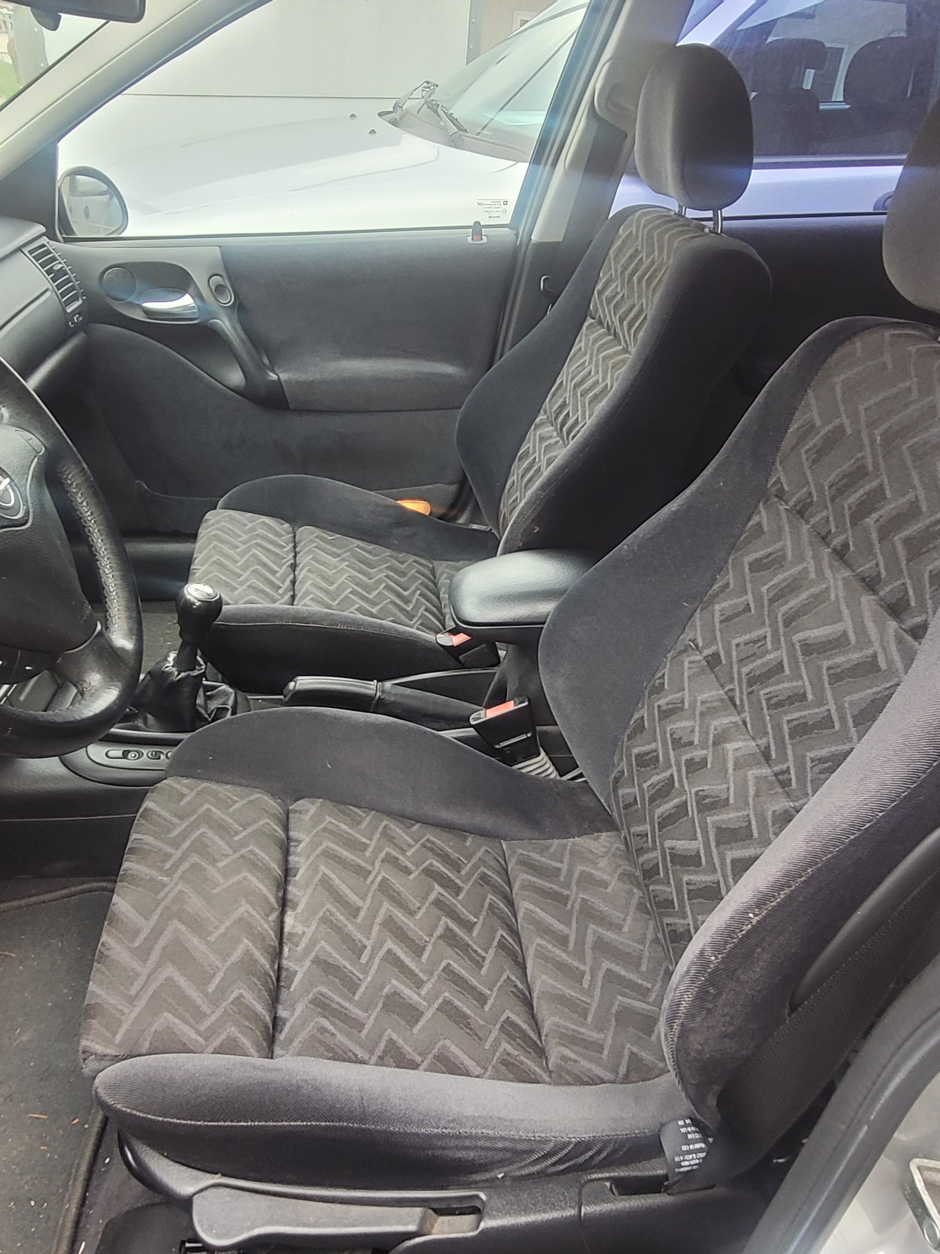 OPEL Vectra 2.5i V6 Sport-image-10