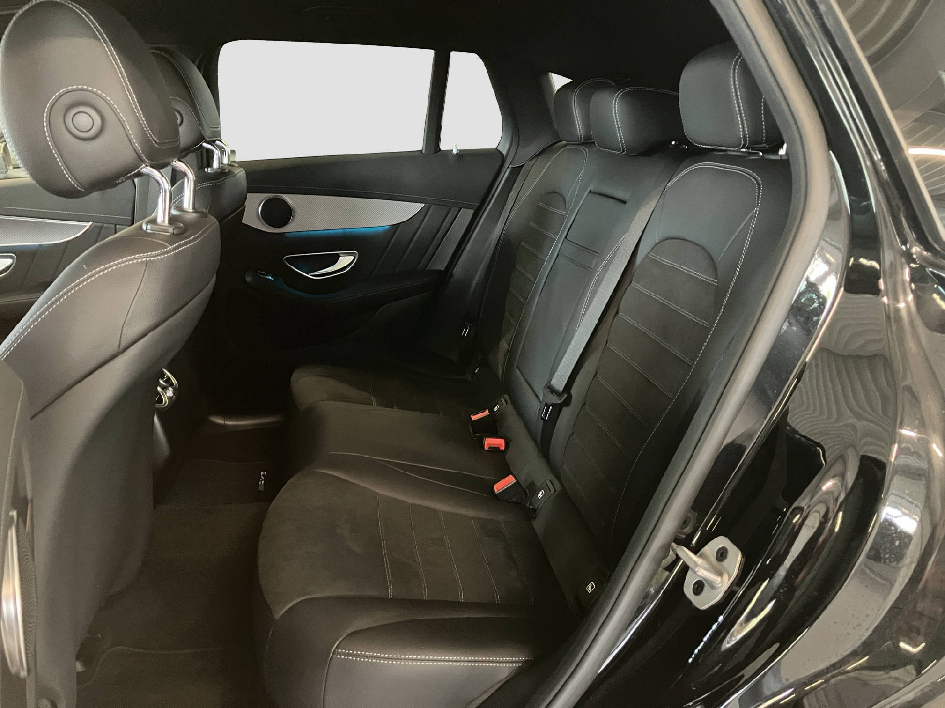 MERCEDES-BENZ EQC 400 AMG Line 4MATIC-image-12