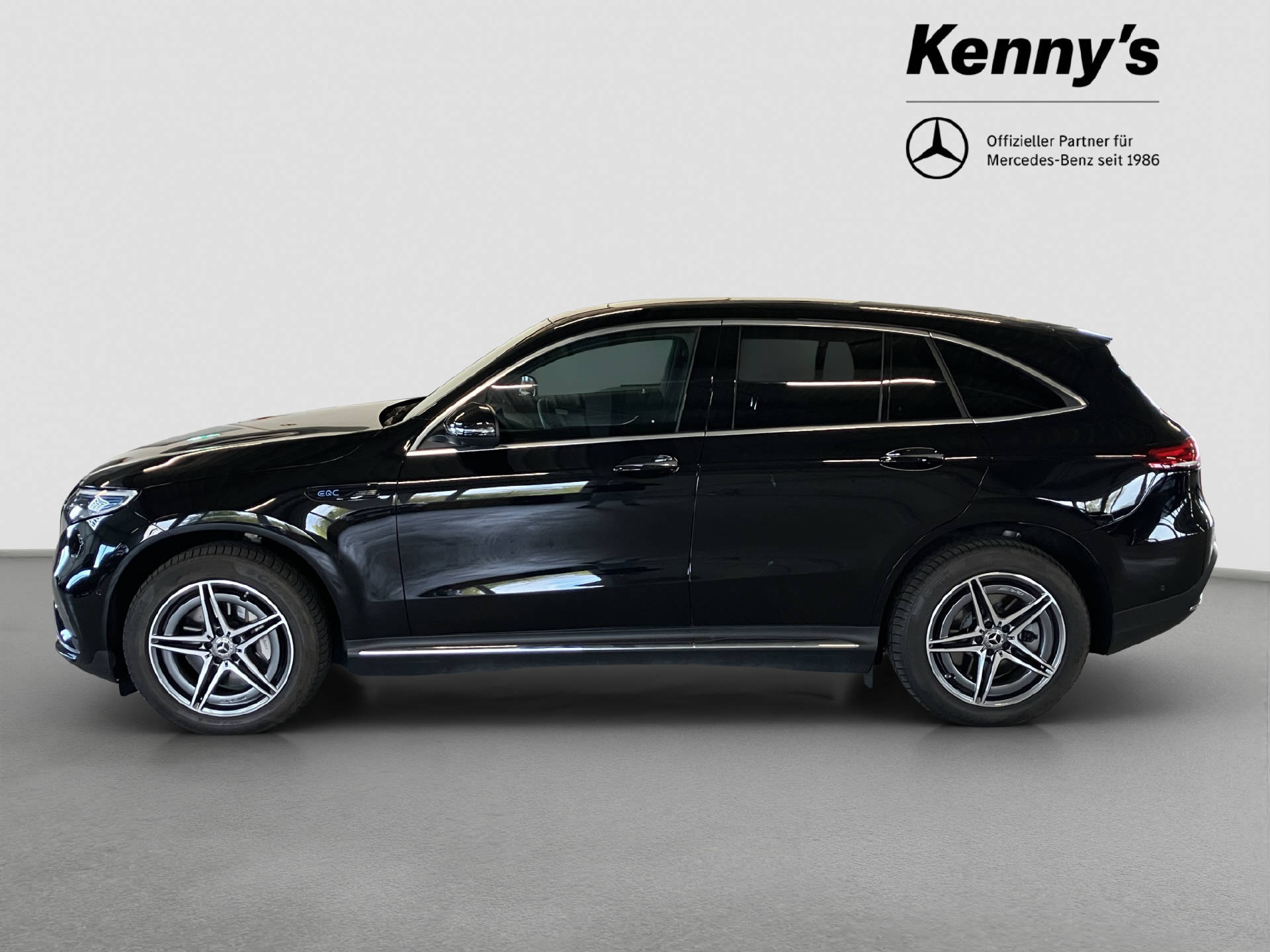 MERCEDES-BENZ EQC 400 AMG Line 4MATIC-showroom-element-2