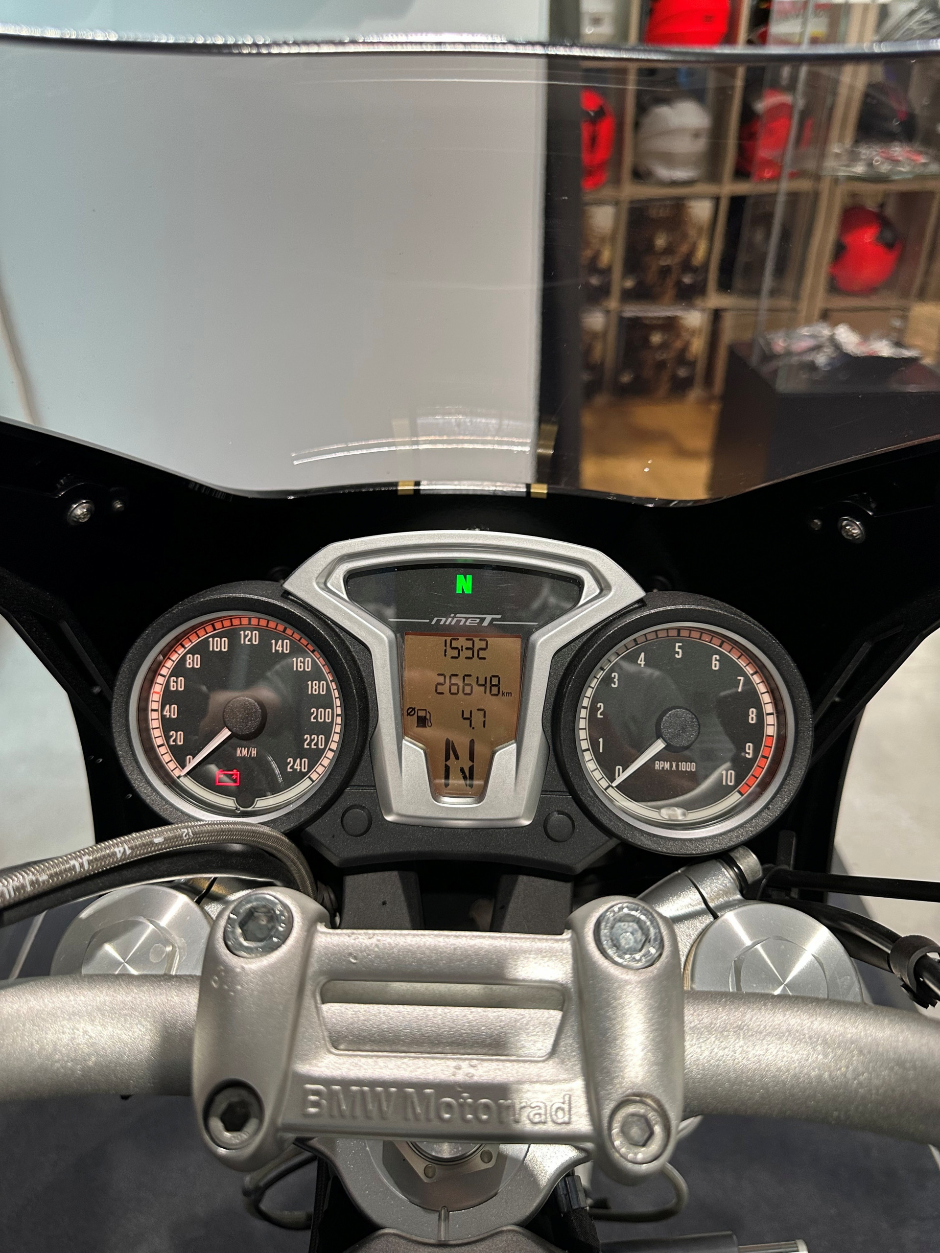 BMW R nineT-image-5