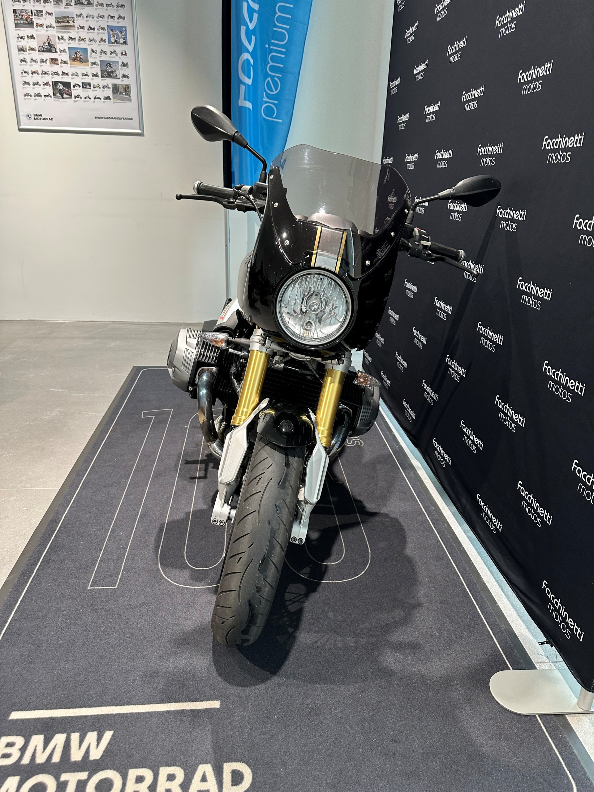 BMW R nineT-image-1