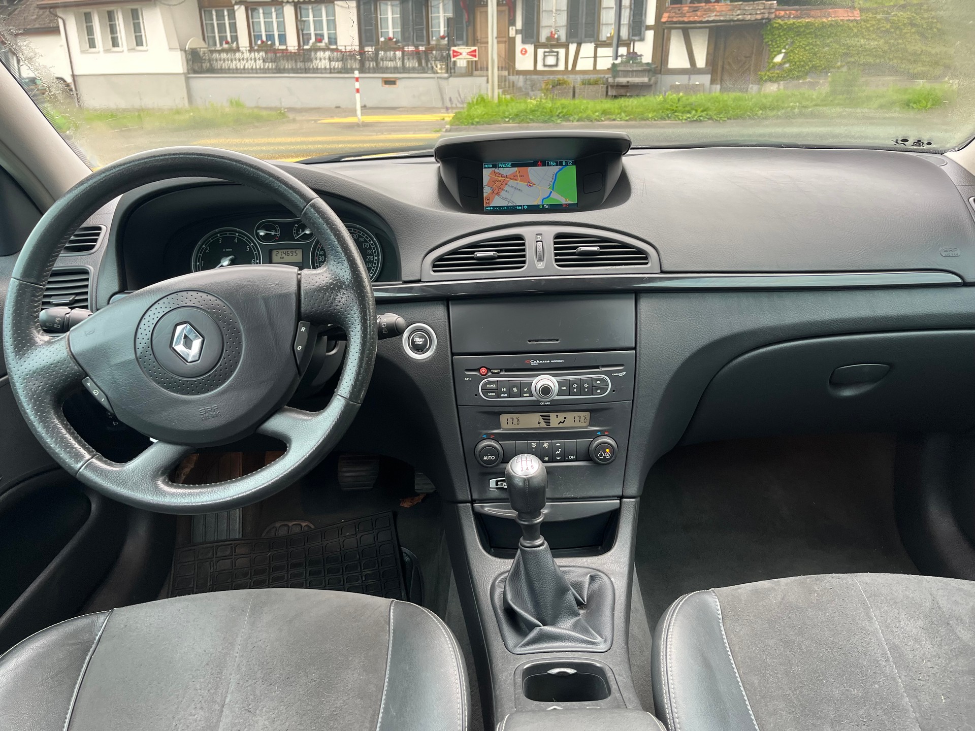 RENAULT Laguna Grandtour 2.0 16V T Dynamique-image-6