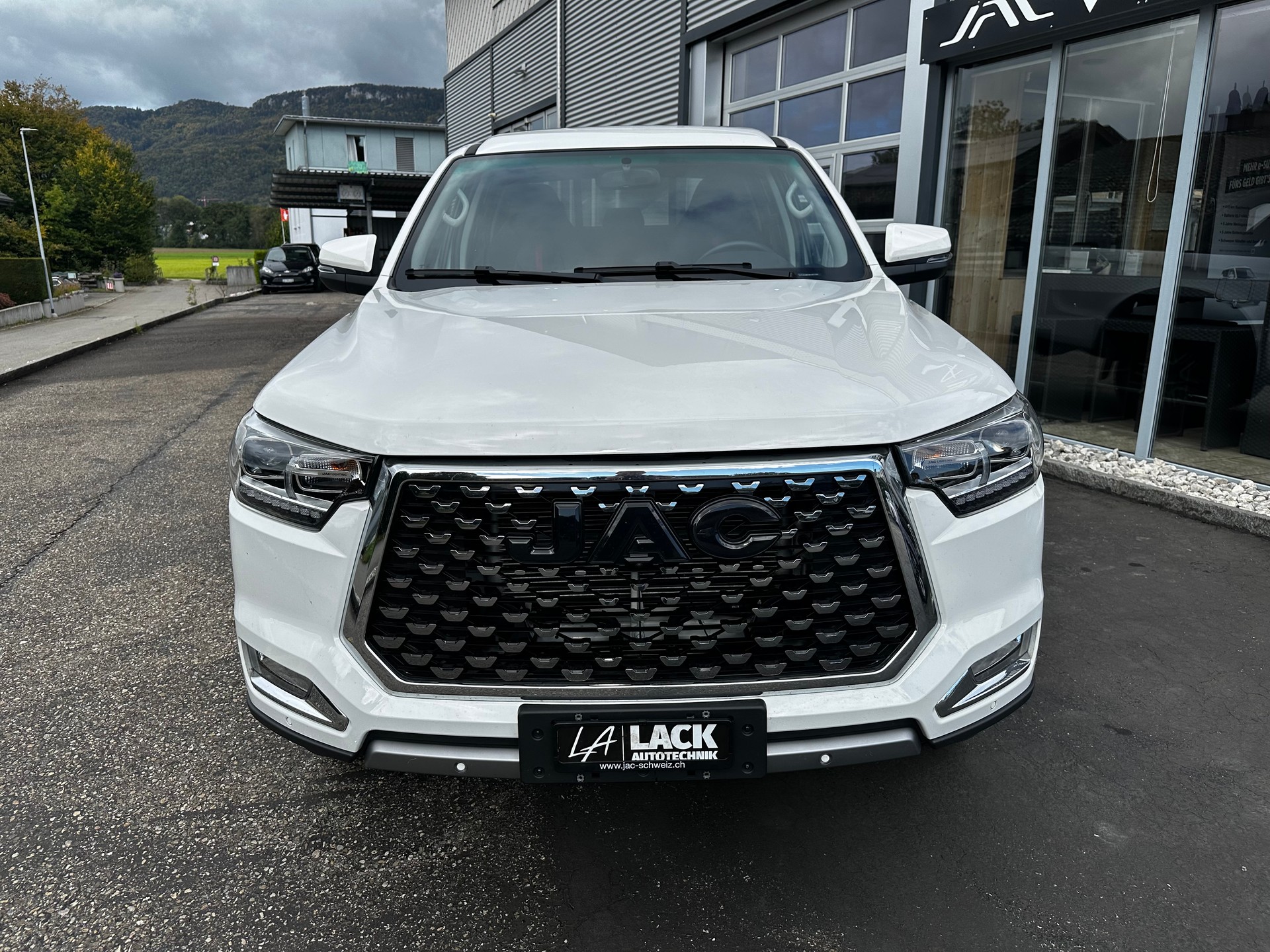 JAC Diesel 2.0Di AWD AT-image-10