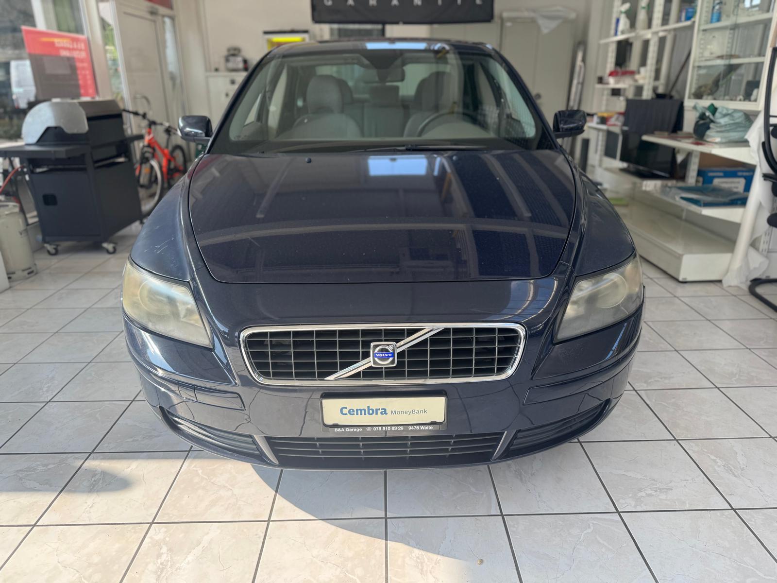 VOLVO S40 2.4 Summum