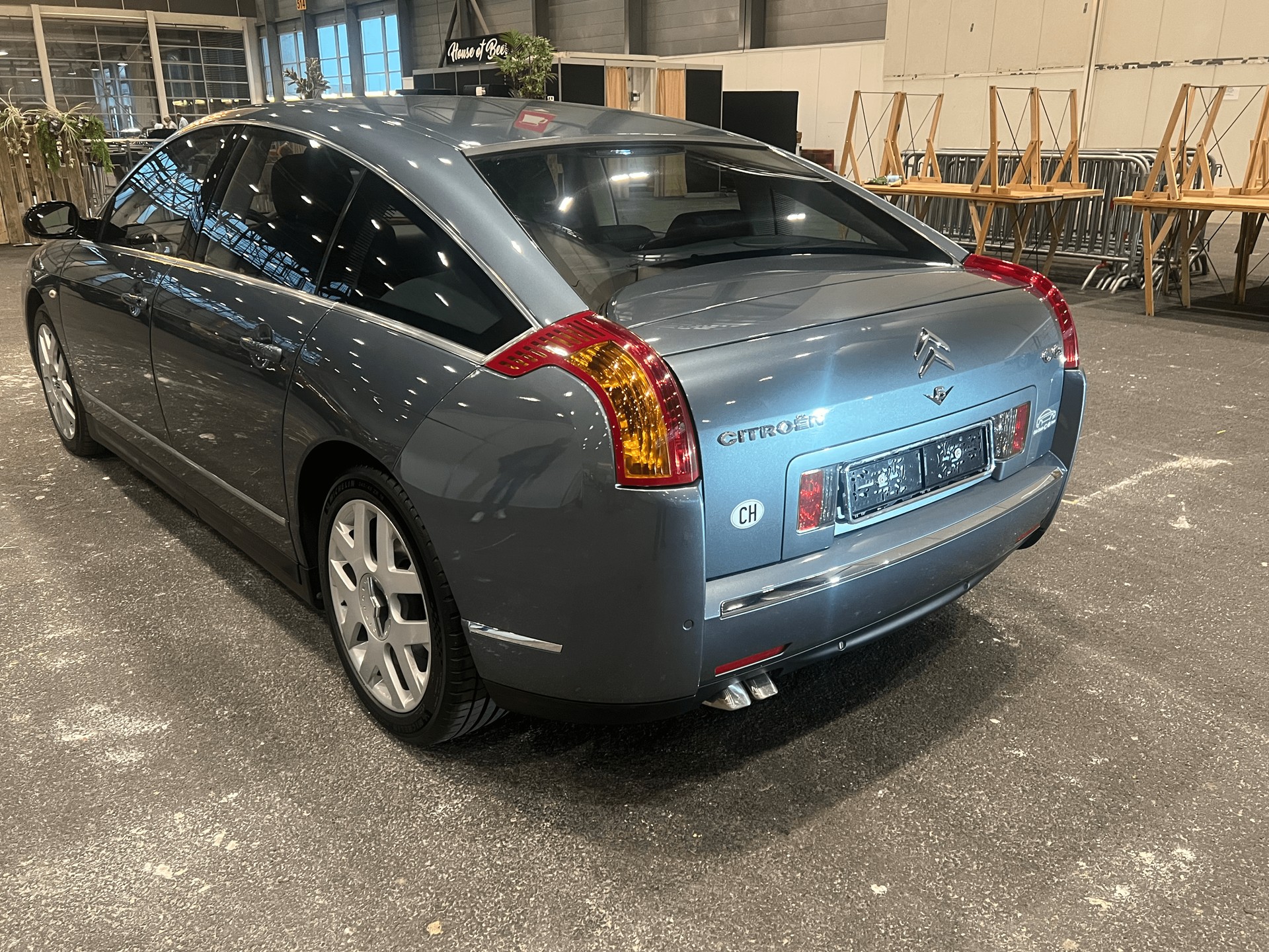 CITROEN C6 Sedan 2.7 HDi V6 Exclusive Automatic-image-6
