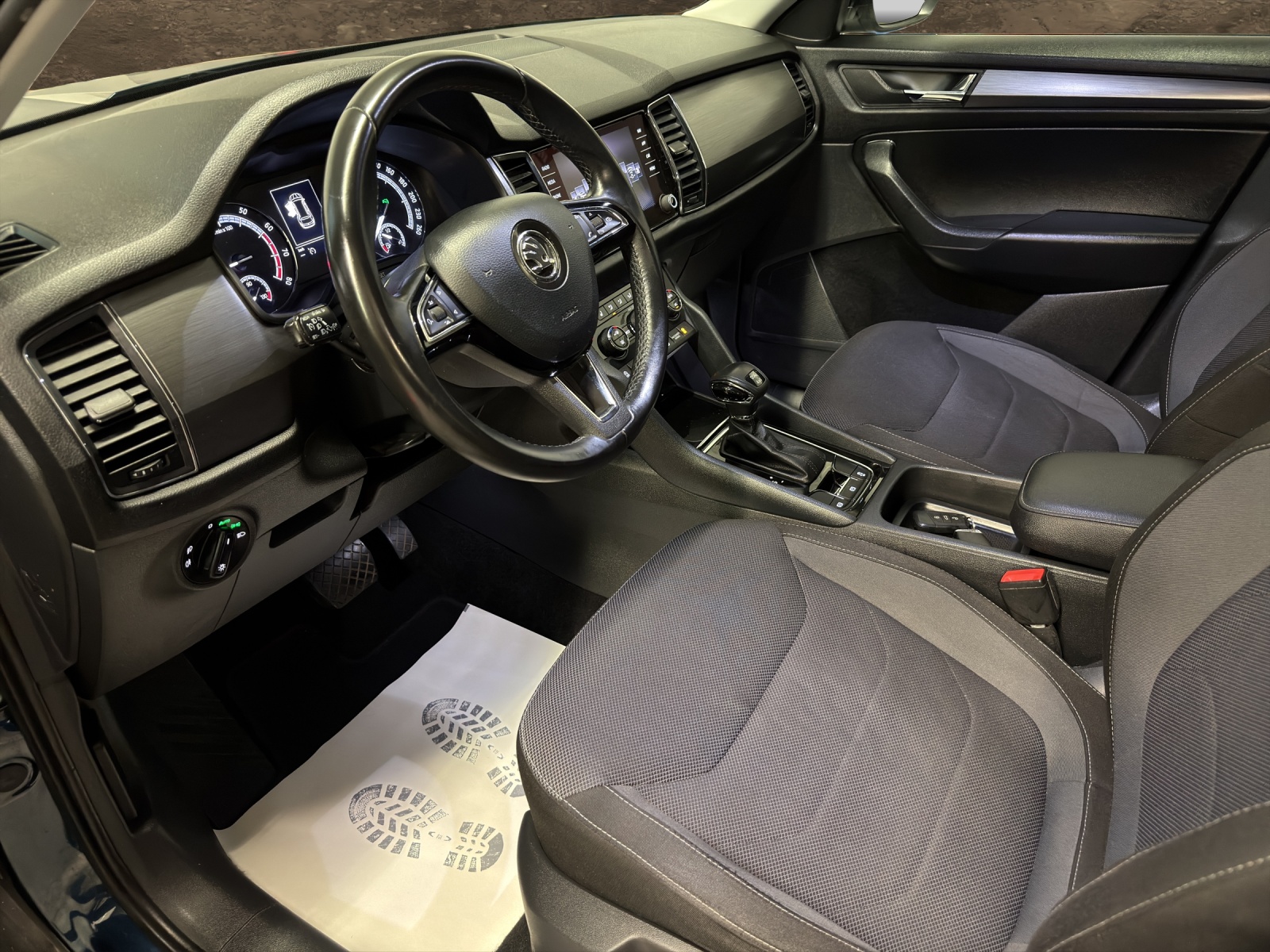 SKODA Kodiaq 2.0 TSI Ambition DSG 4x4-image-5