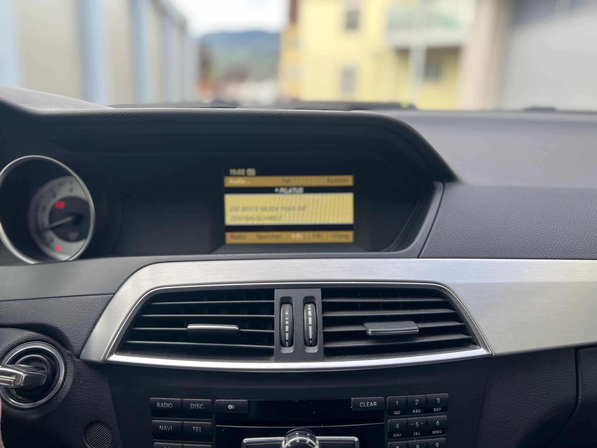 MERCEDES-BENZ C 200 Avantgarde 7G-Tronic-image-14