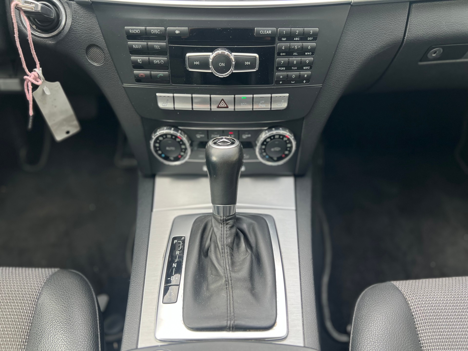 MERCEDES-BENZ C 200 Avantgarde 7G-Tronic-image-17