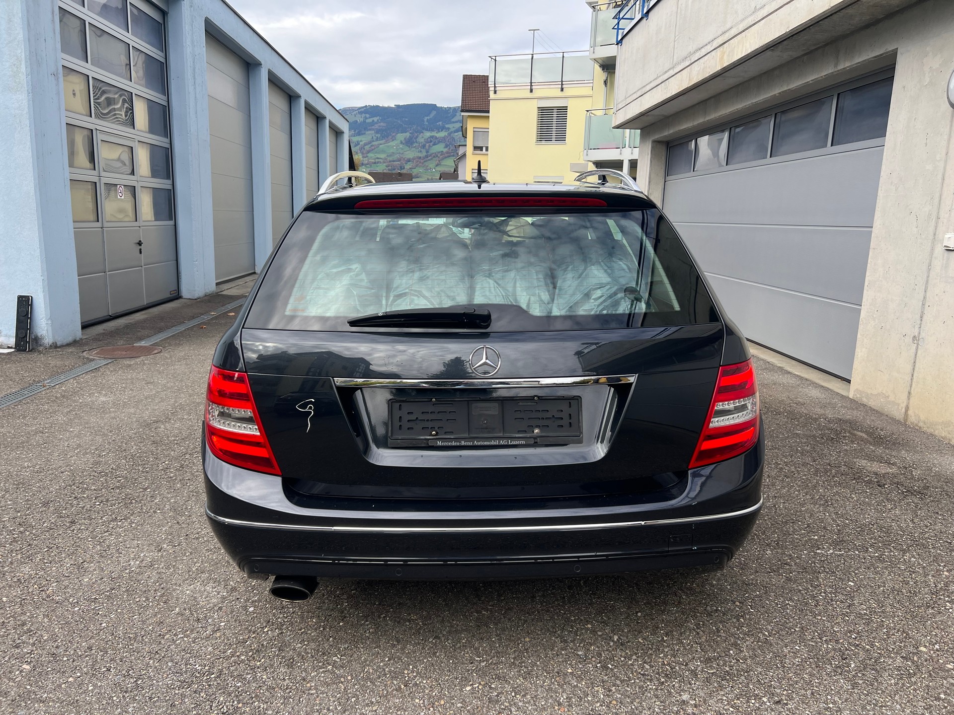 MERCEDES-BENZ C 200 Avantgarde 7G-Tronic-image-4
