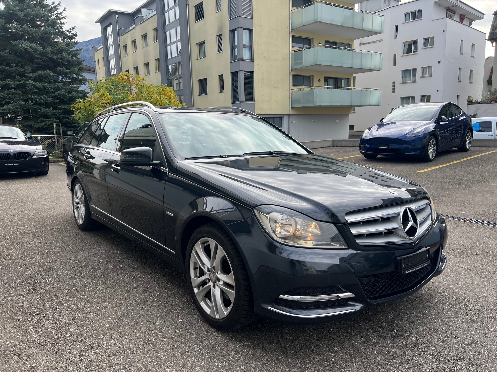 MERCEDES-BENZ C 200 Avantgarde 7G-Tronic-showroom-element-2