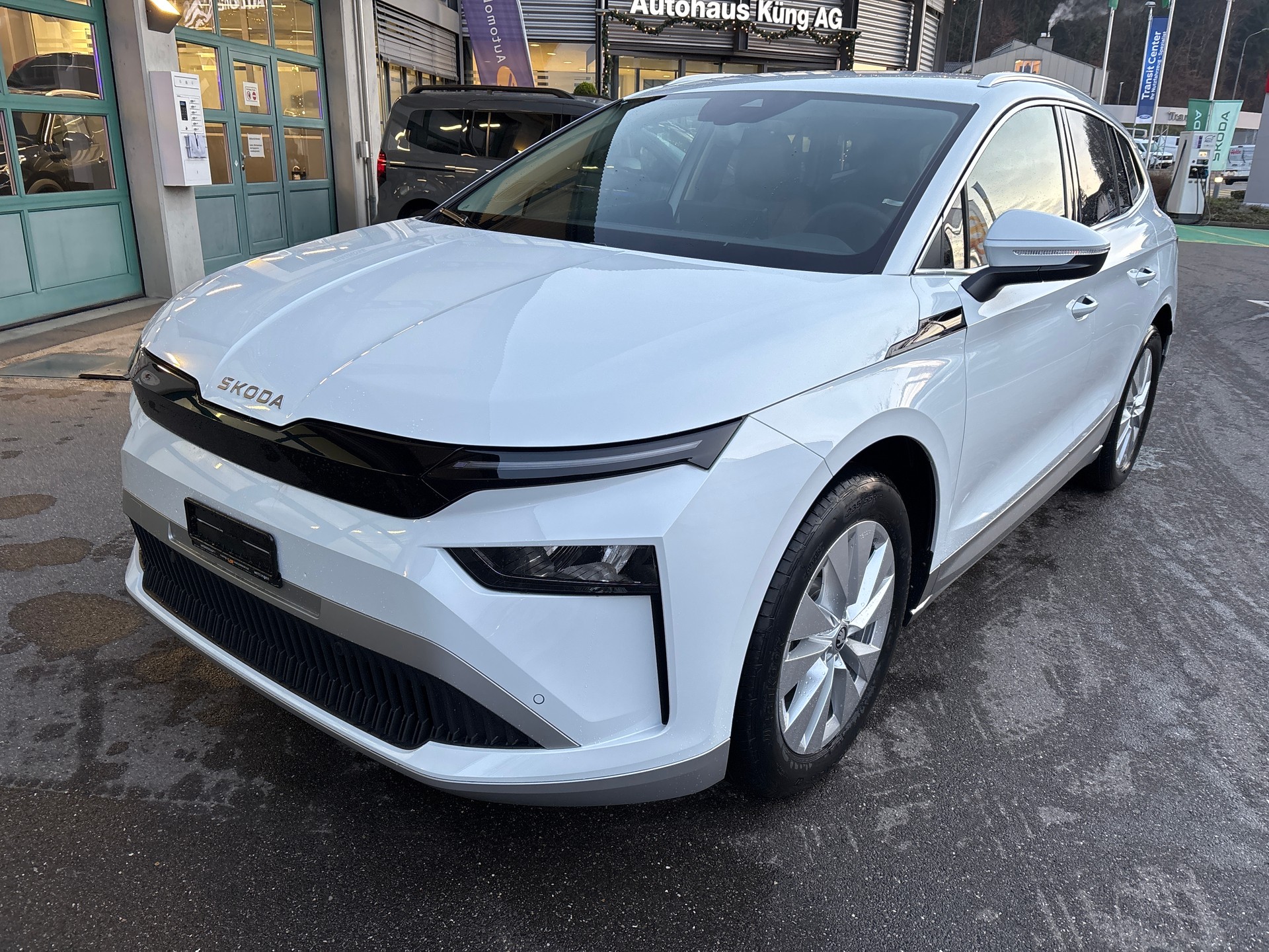 SKODA Enyaq 85x 4x4-showroom-element-1
